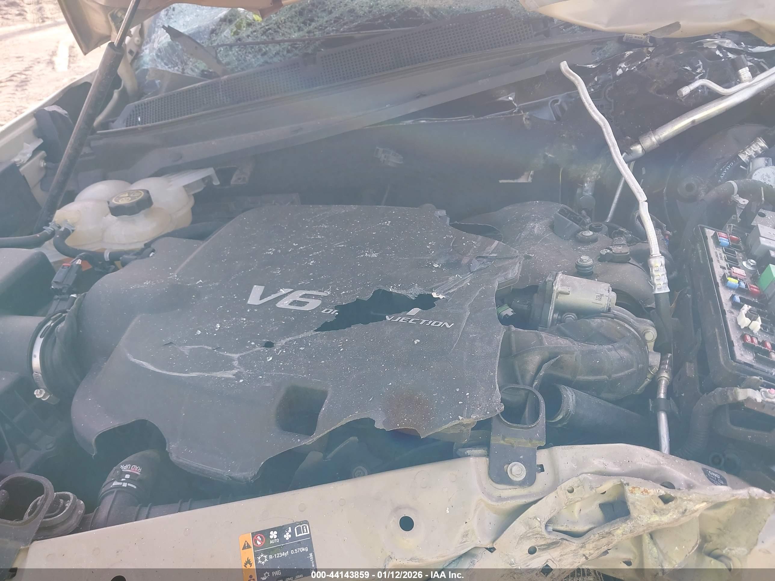 CHEVROLET COLORADO image 10