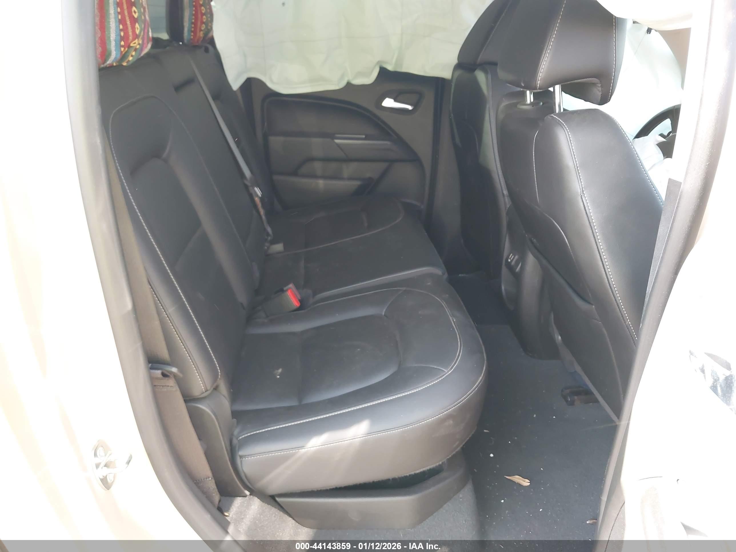 CHEVROLET COLORADO image 8