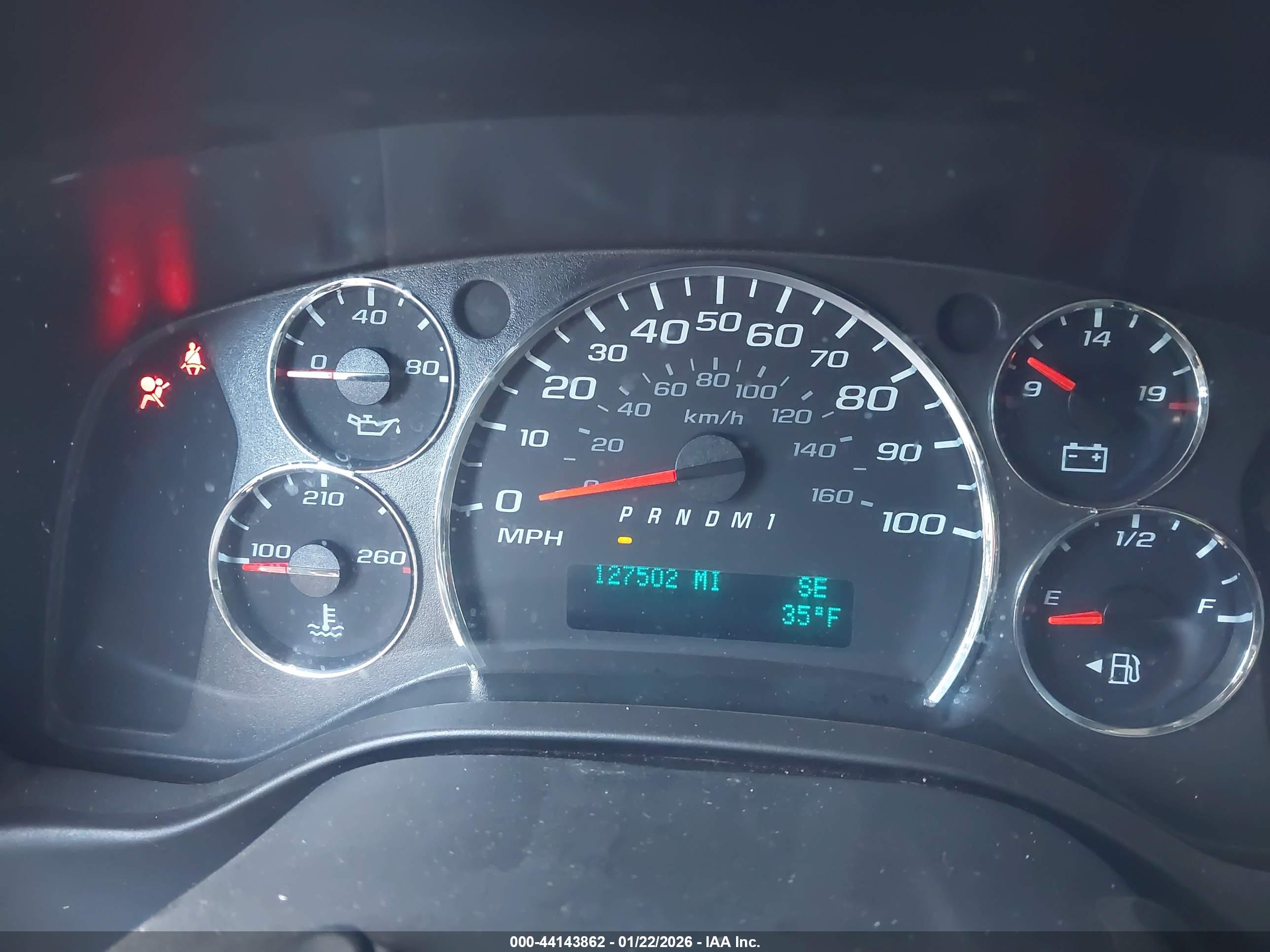 CHEVROLET EXPRESS image 7