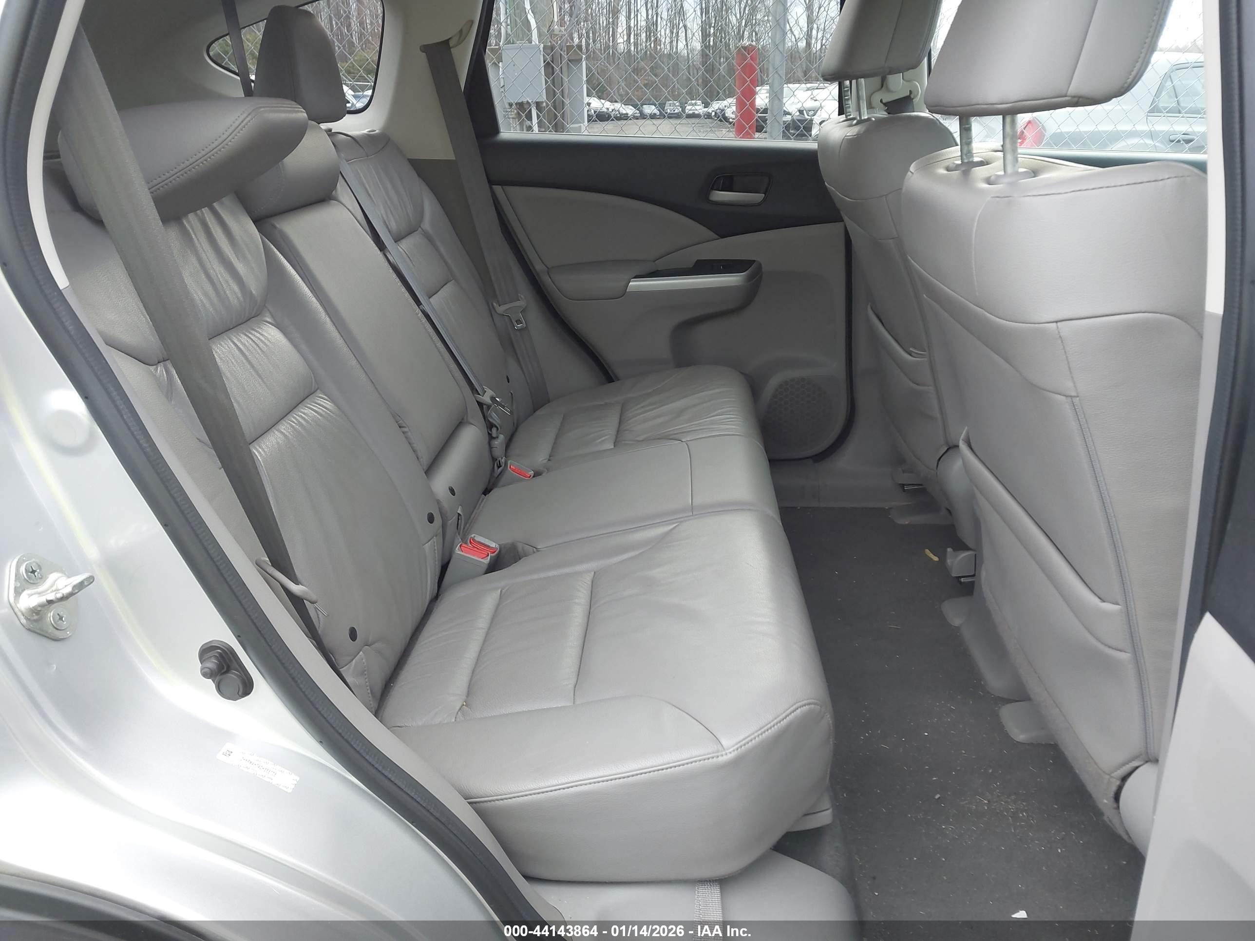 HONDA CR-V image 8