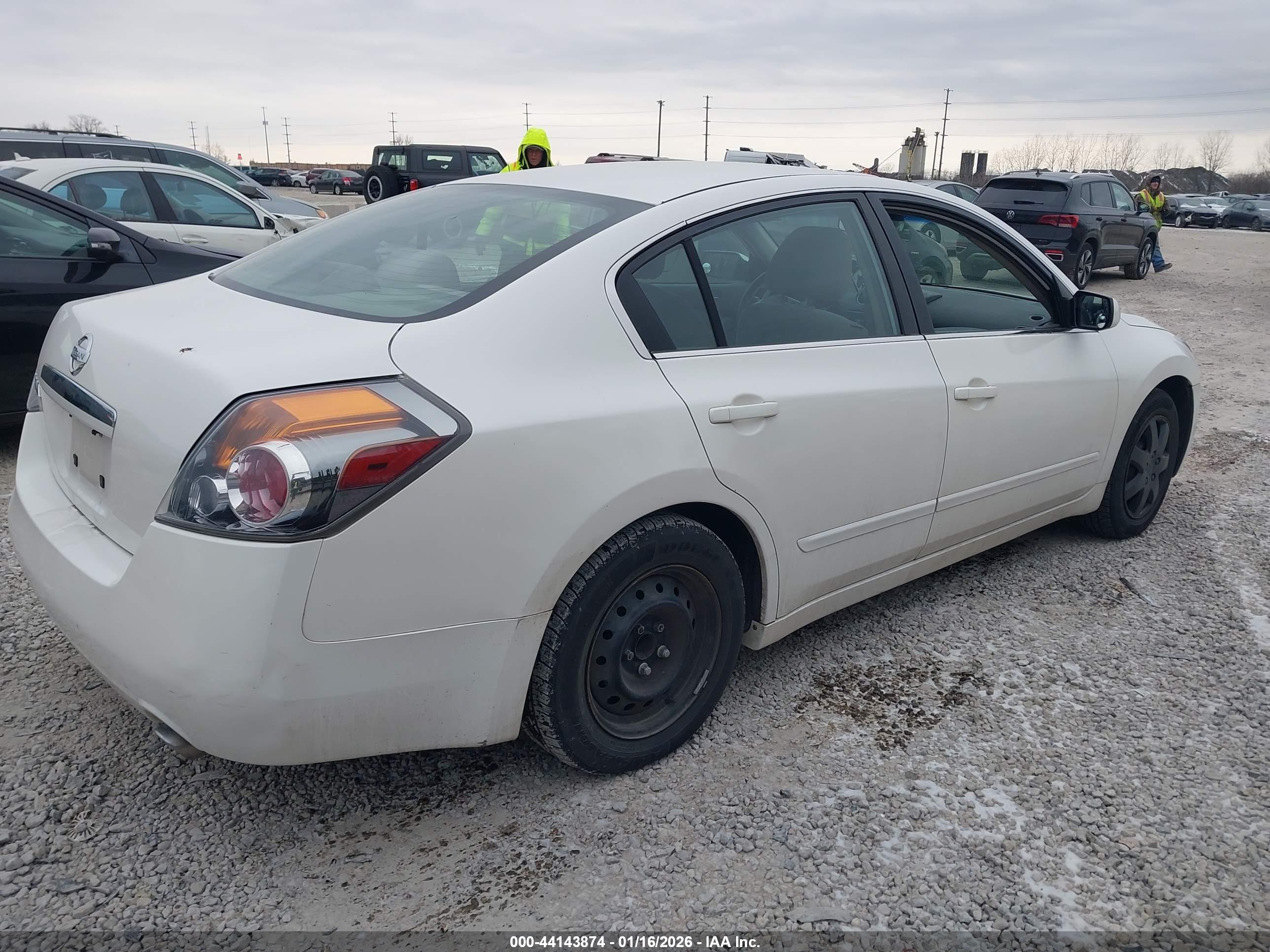 NISSAN ALTIMA image 4