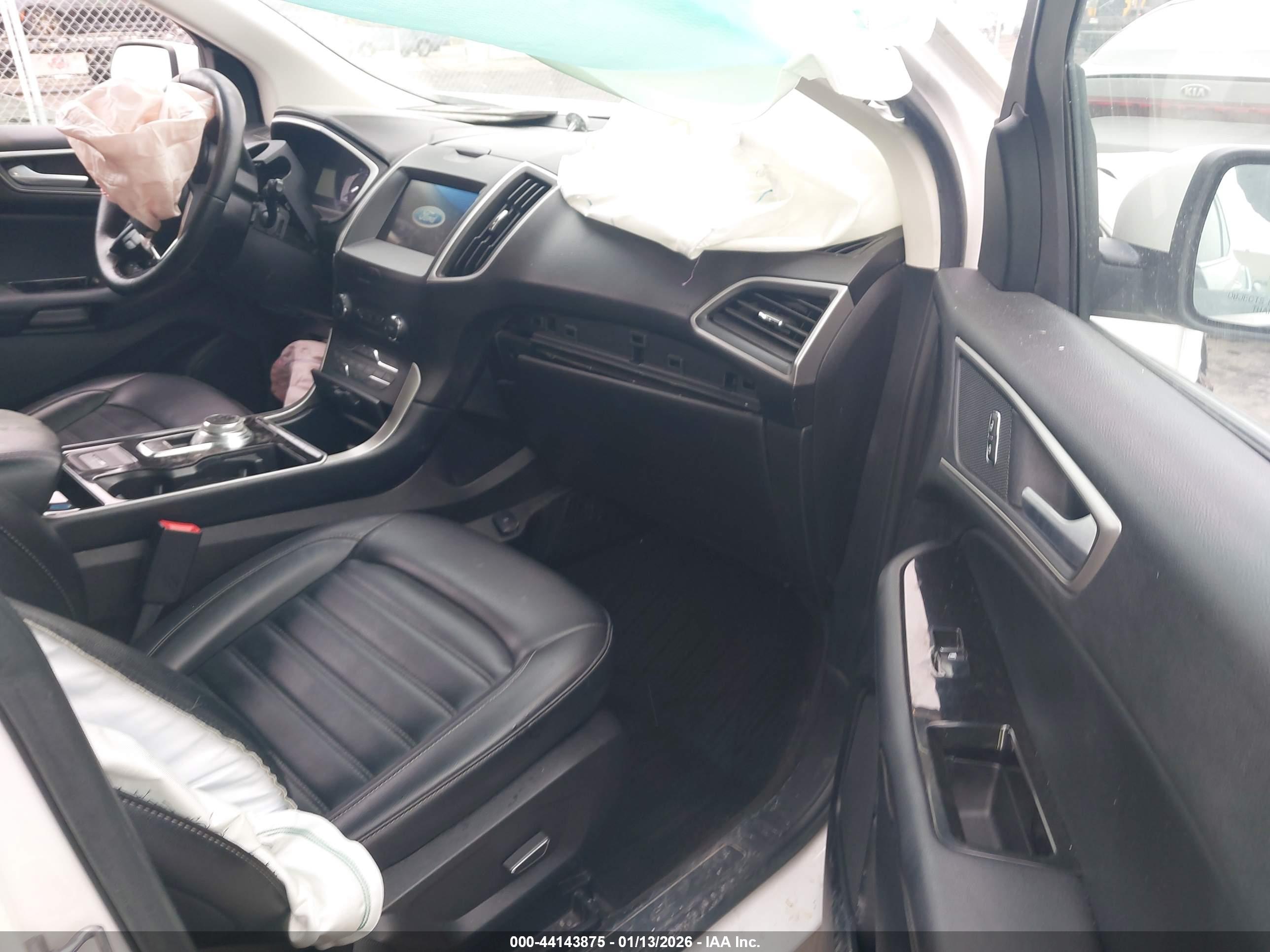 FORD EDGE image 5