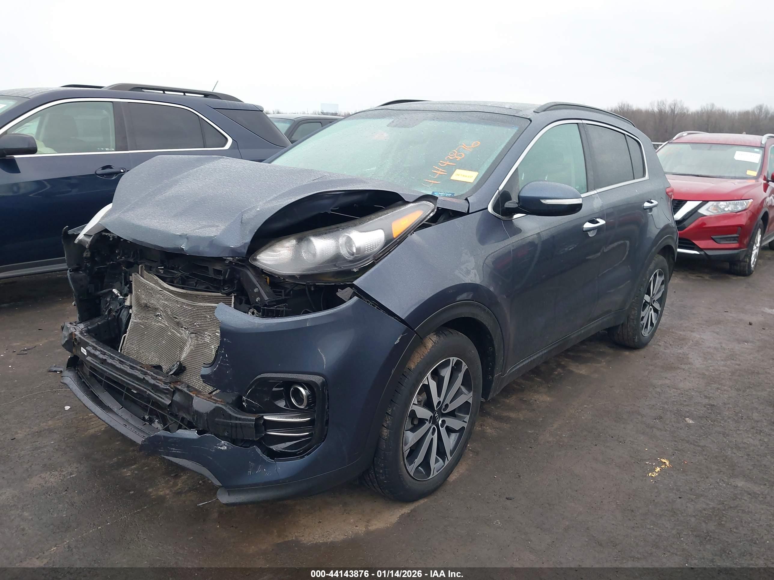 KIA SPORTAGE image 2