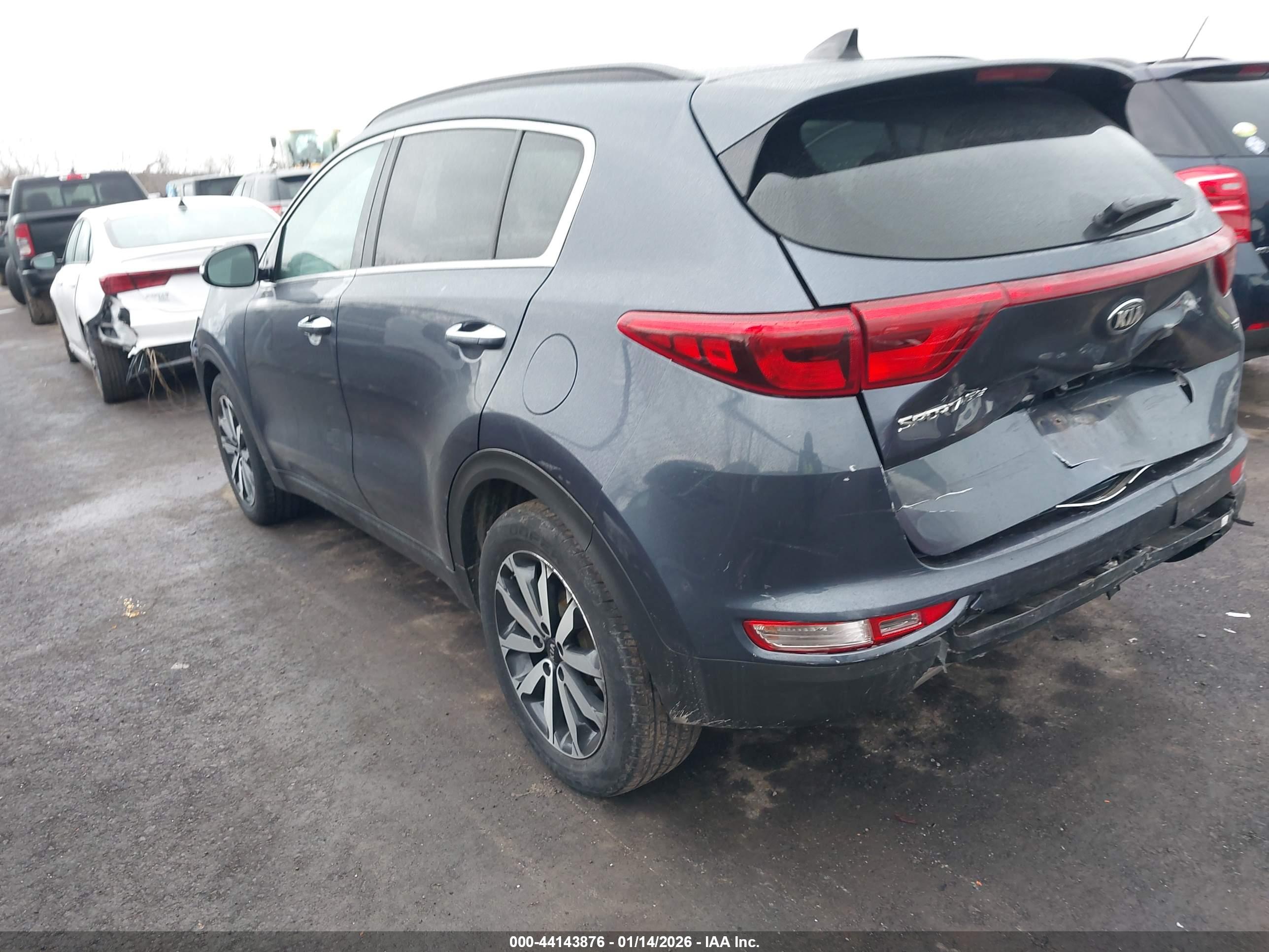 KIA SPORTAGE image 3