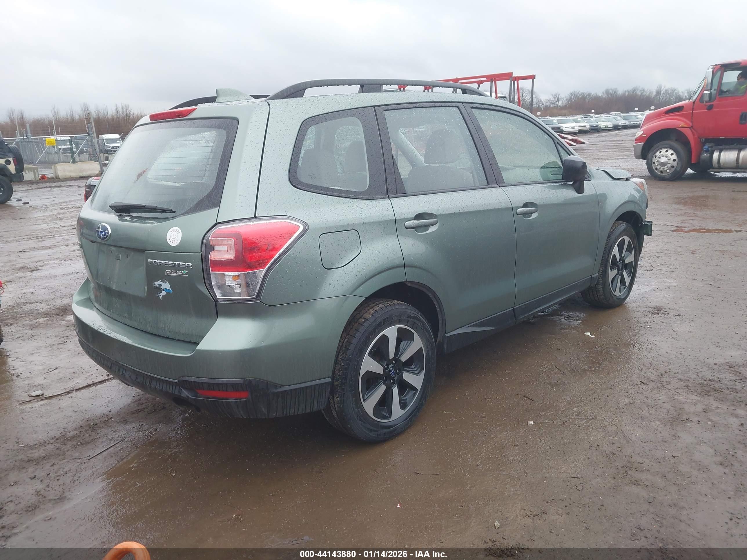 SUBARU FORESTER image 4