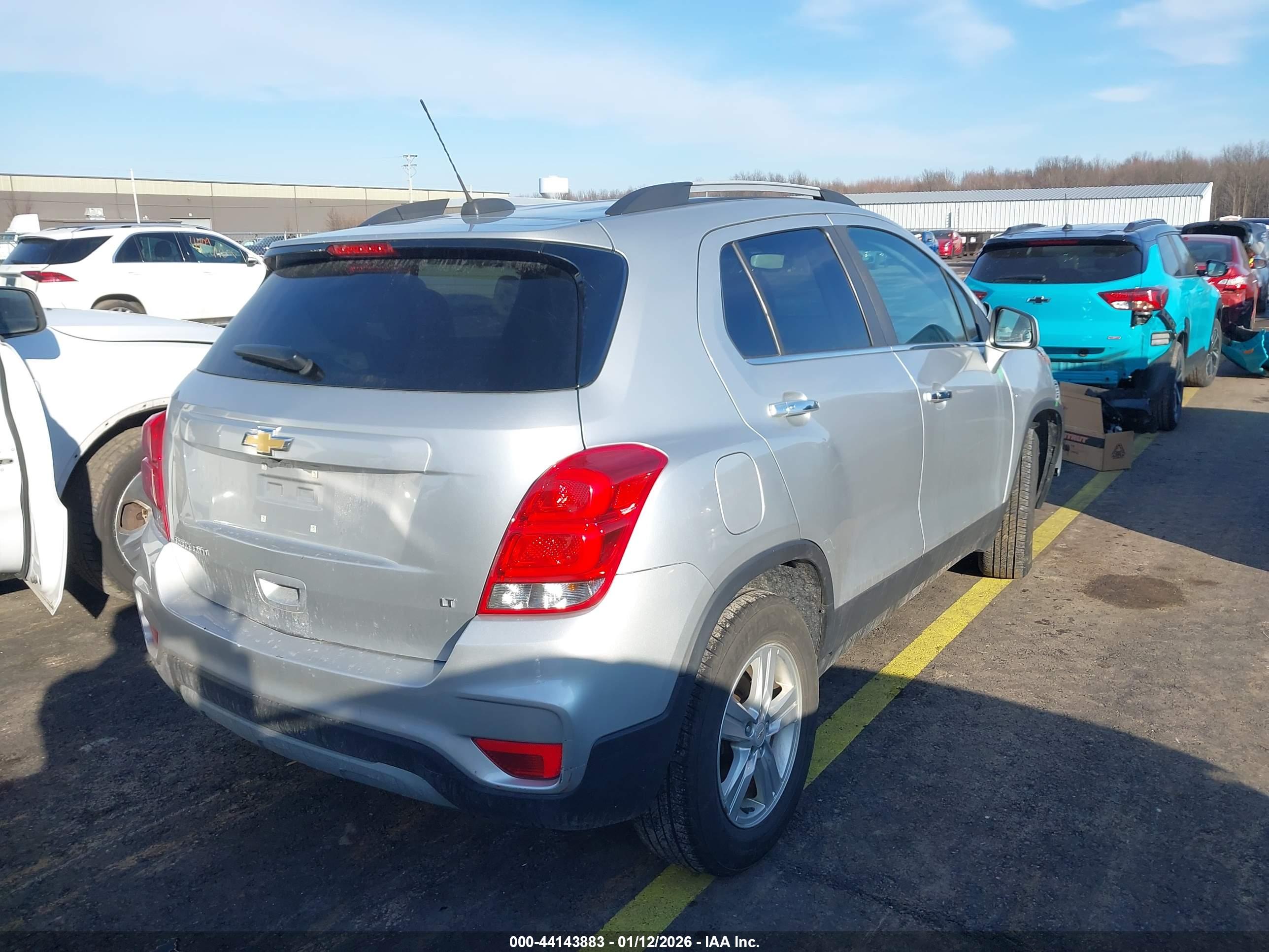 CHEVROLET TRAX image 4