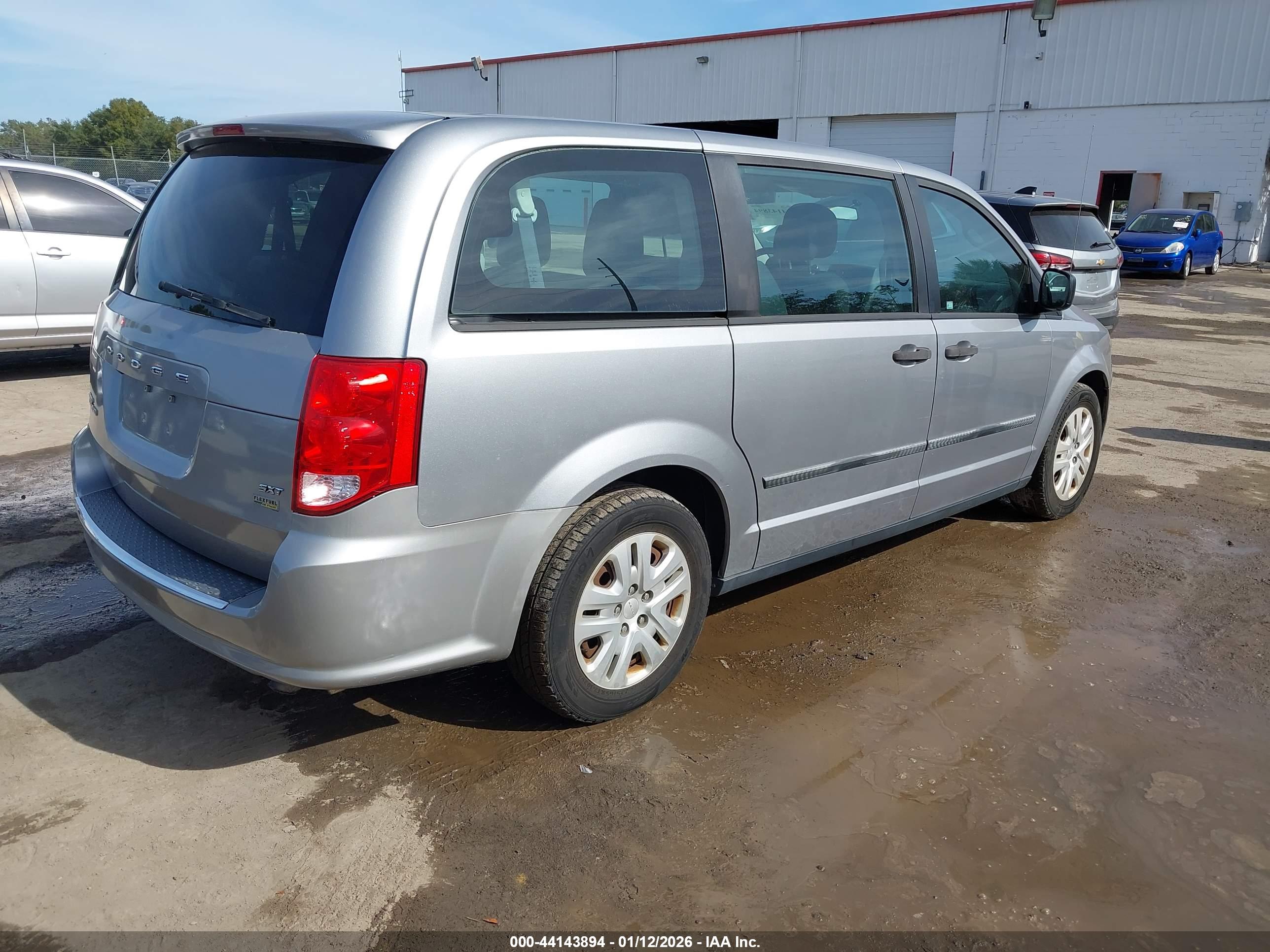 DODGE GRAND image 4