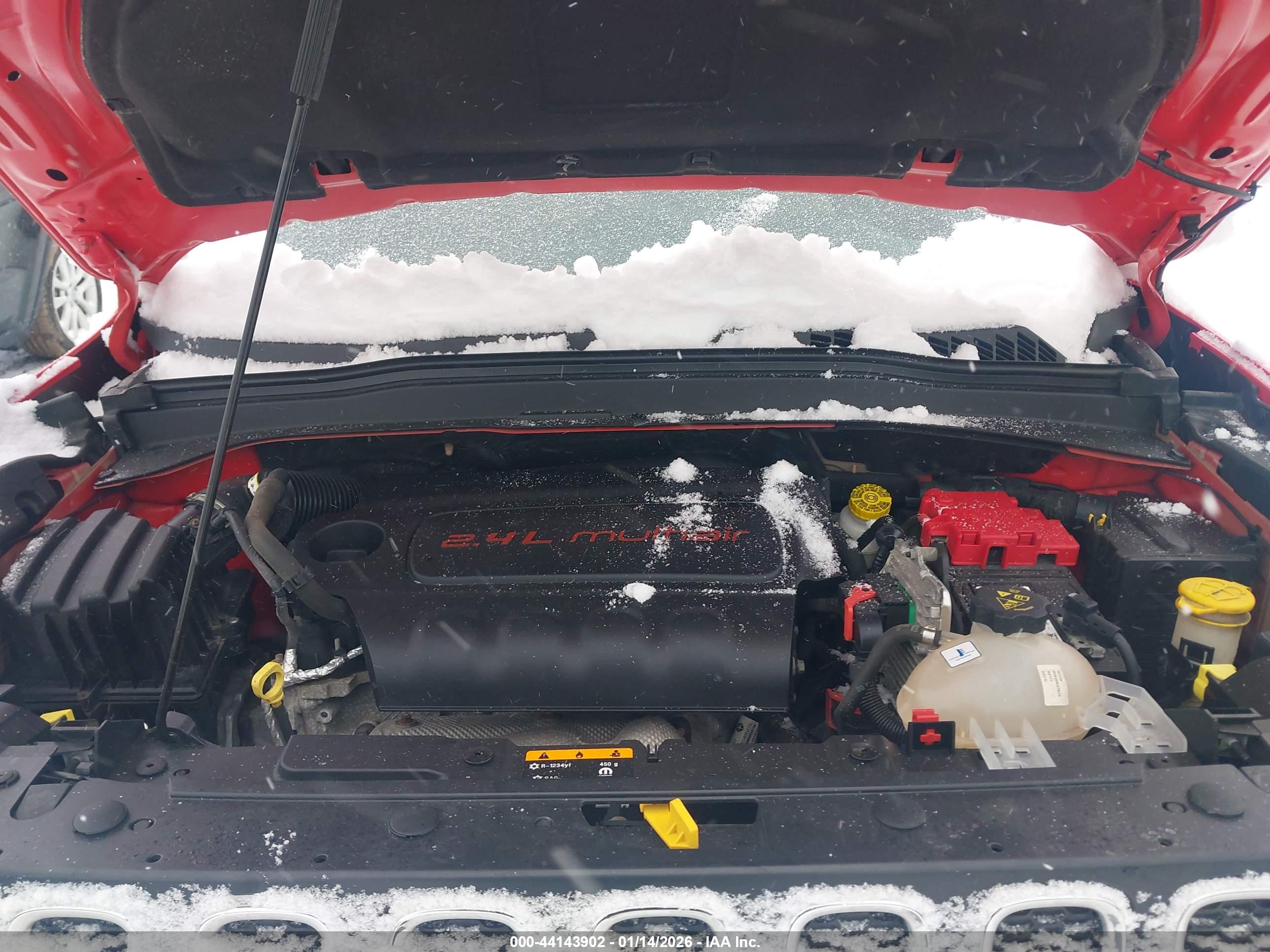 JEEP RENEGADE image 10