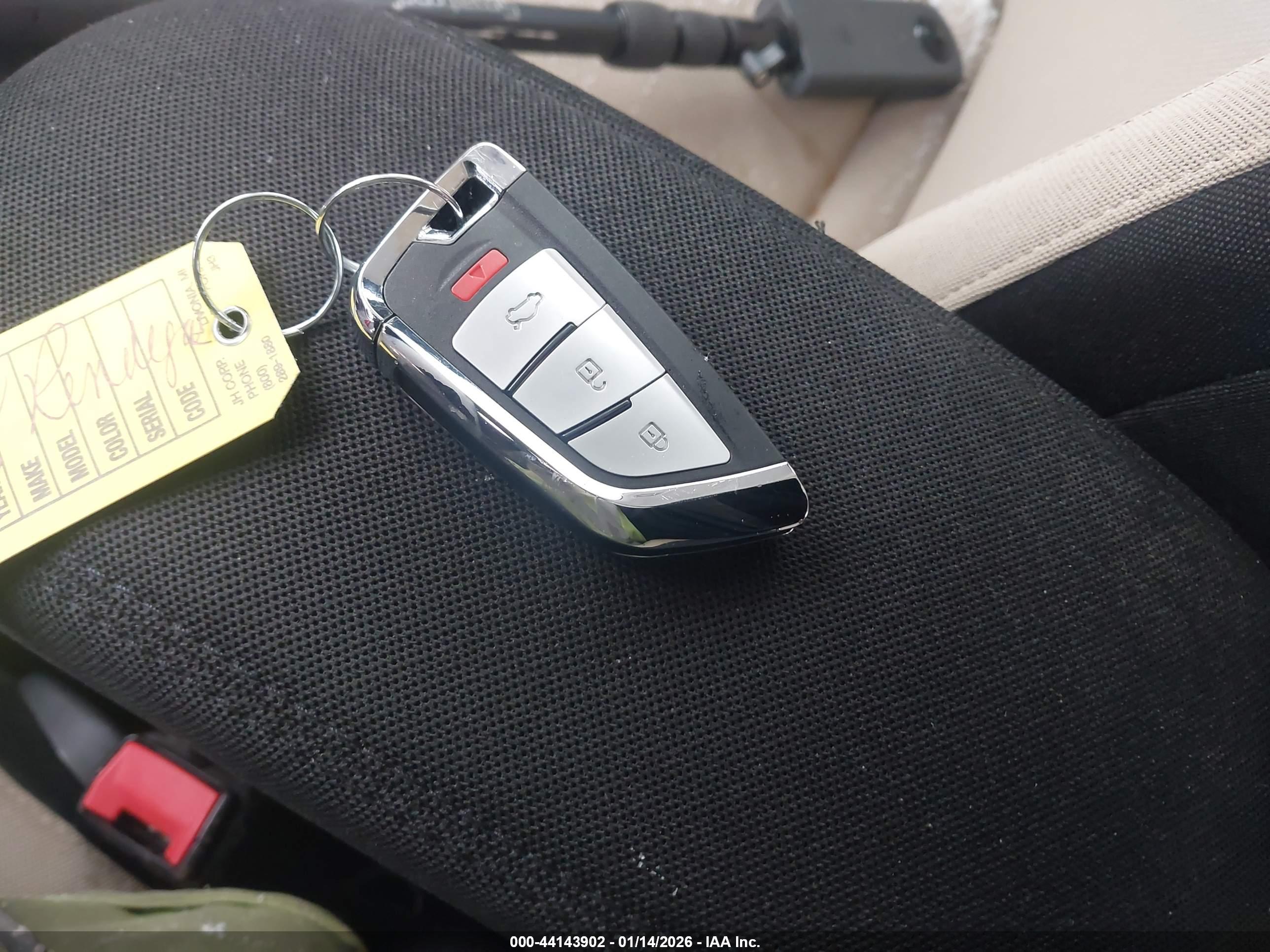 JEEP RENEGADE image 11