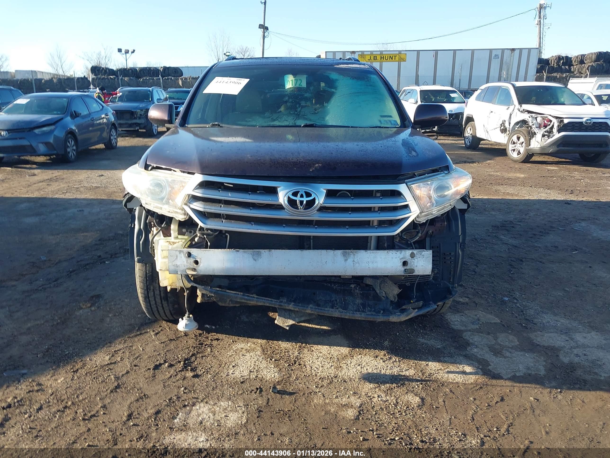 TOYOTA HIGHLANDER image 6