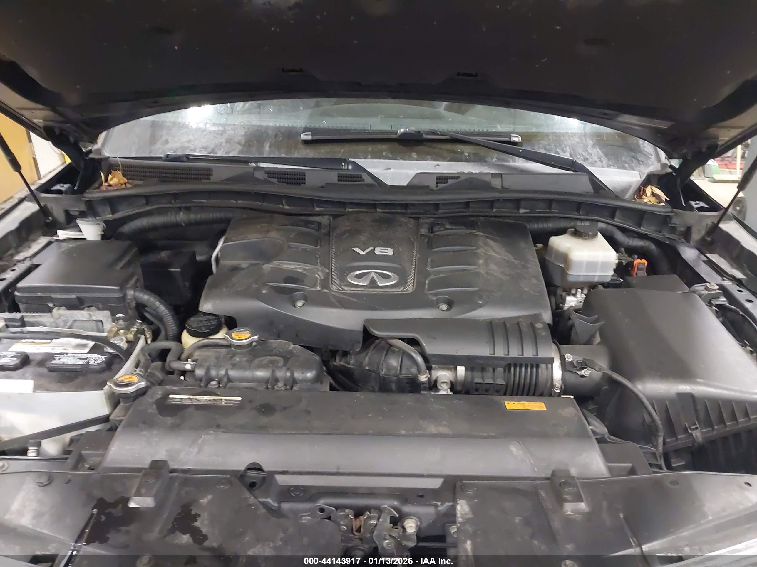 INFINITI QX56 image 10