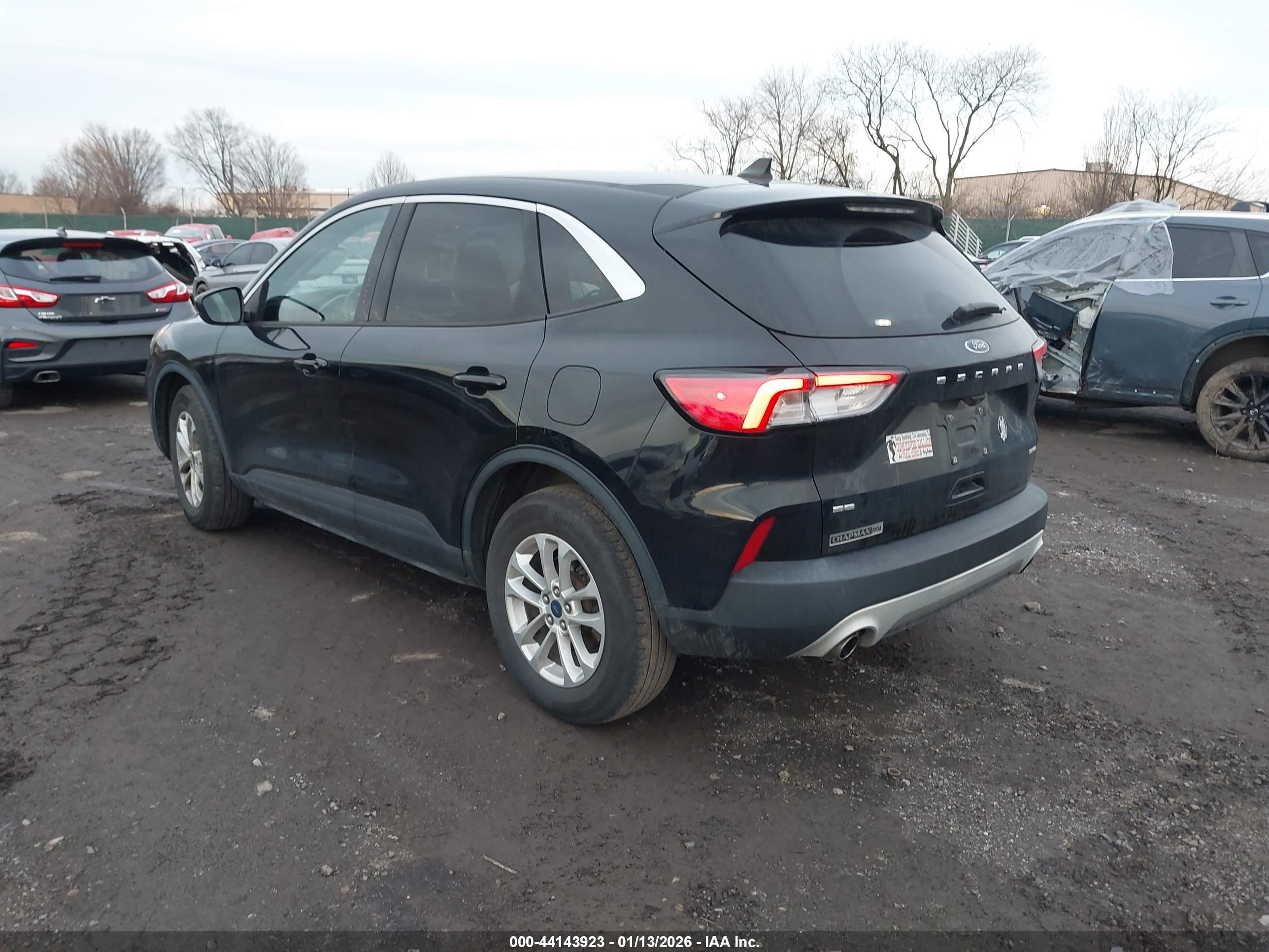 FORD ESCAPE image 3