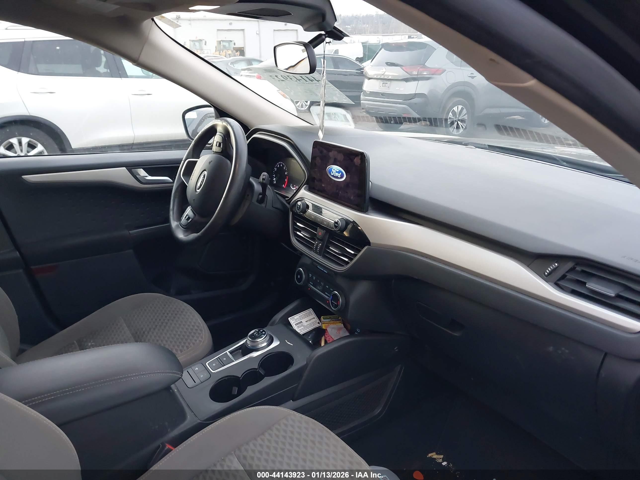 FORD ESCAPE image 5