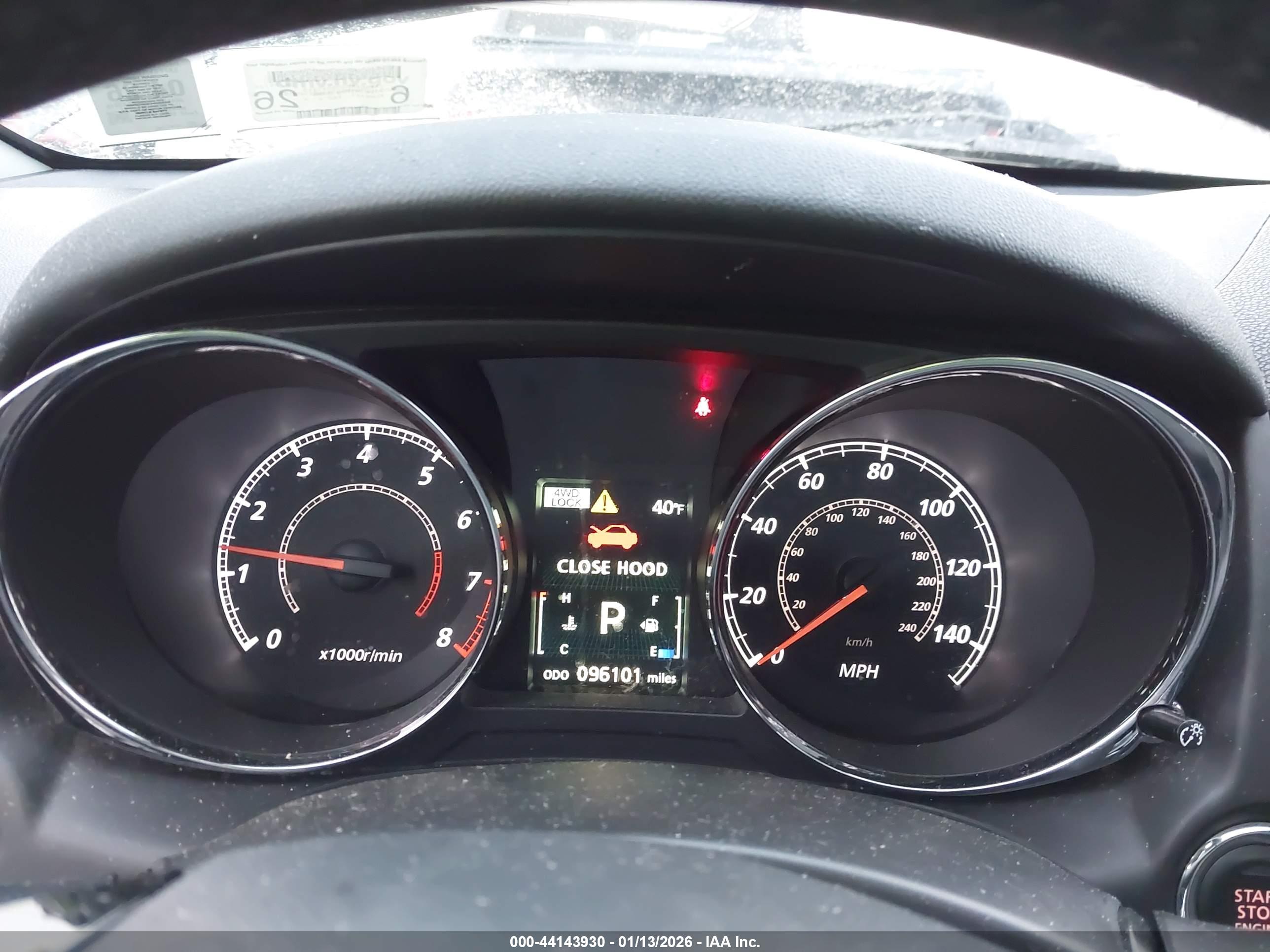 MITSUBISHI OUTLANDER image 7