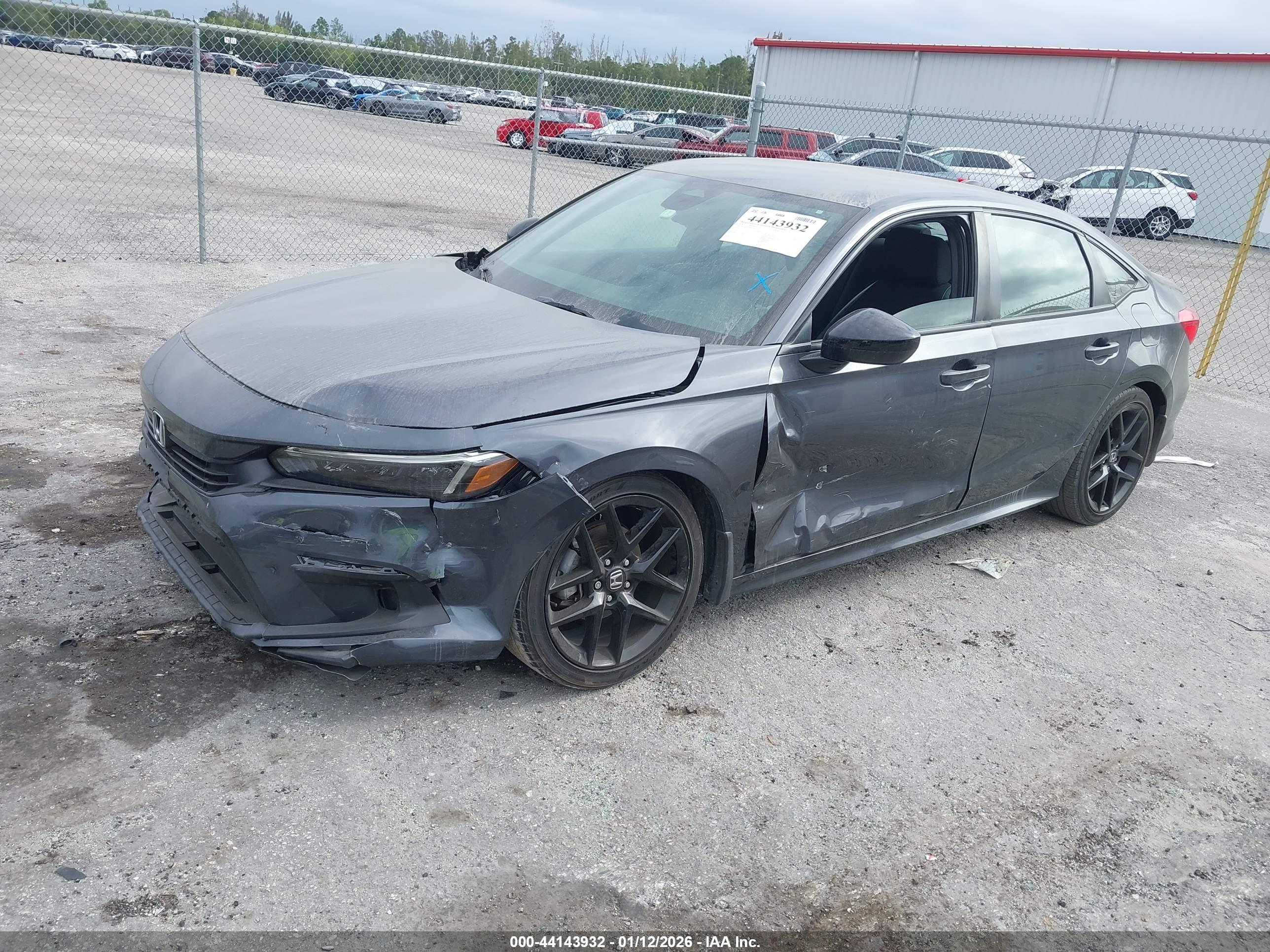 HONDA CIVIC image 2