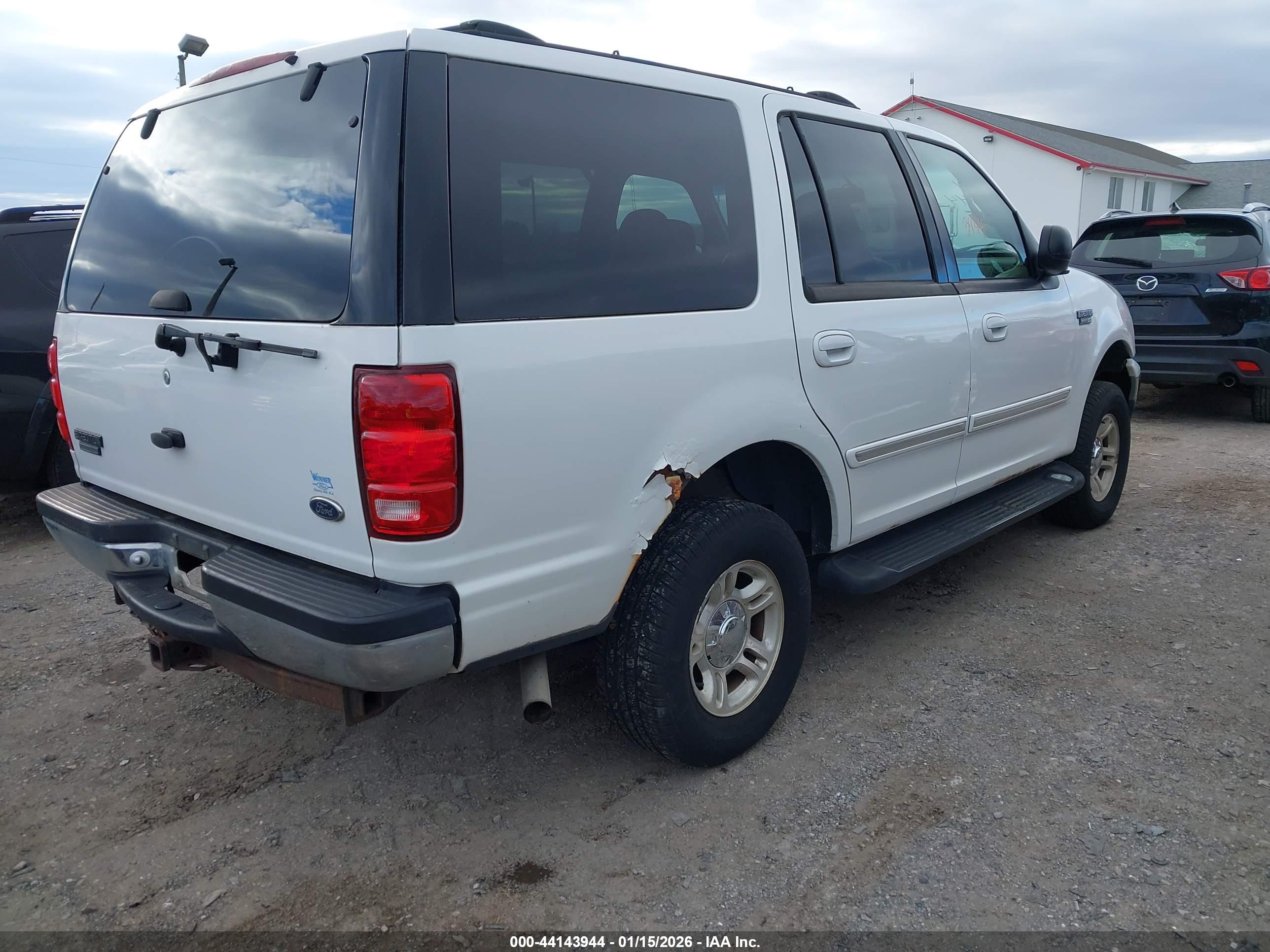 FORD EXPEDITION image 4