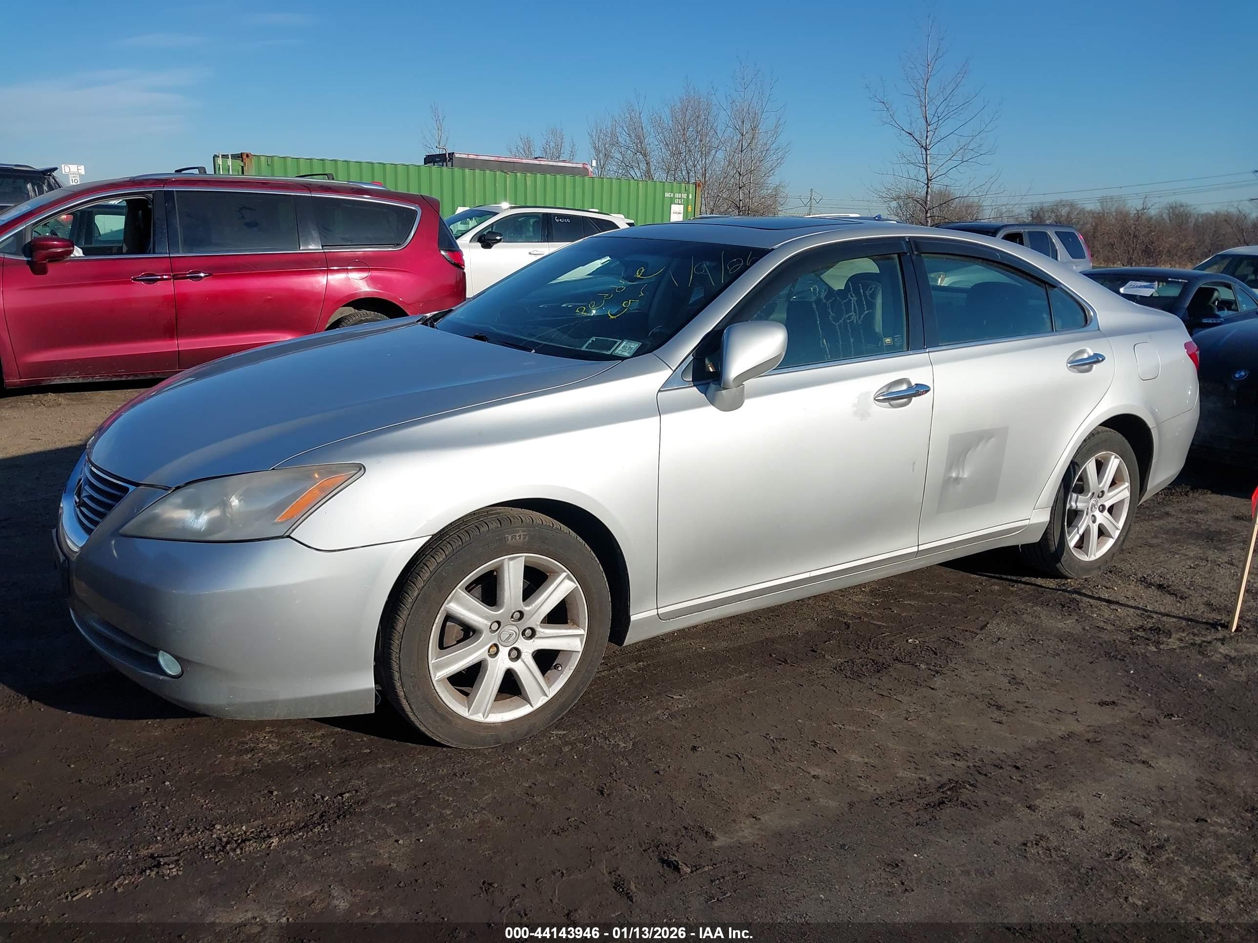 LEXUS ES image 6