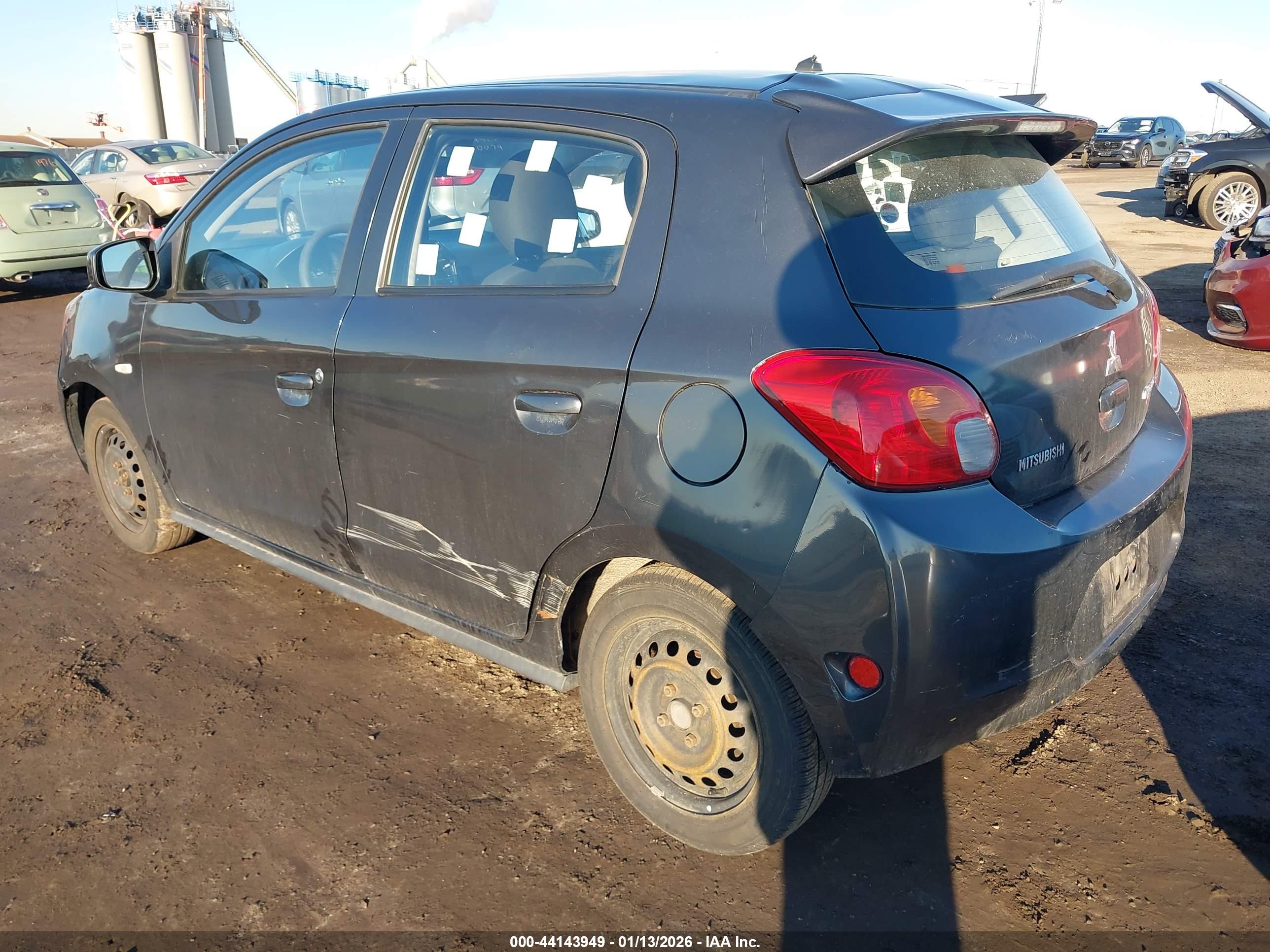 MITSUBISHI MIRAGE image 3