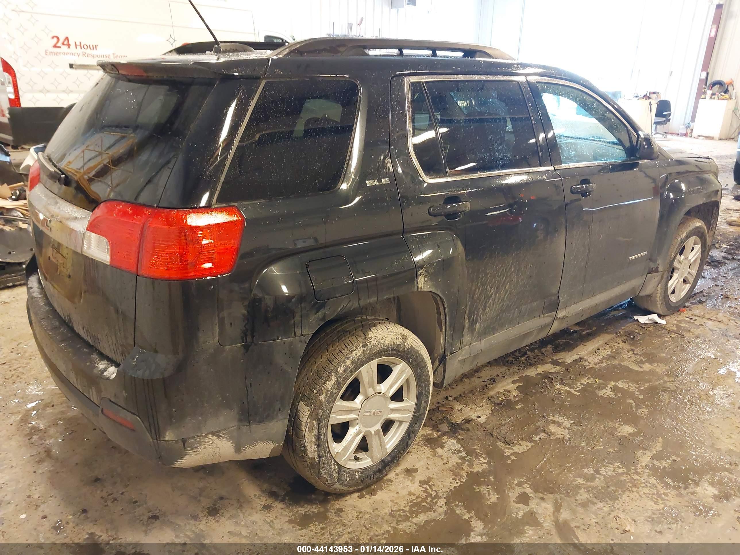 GMC TERRAIN image 4