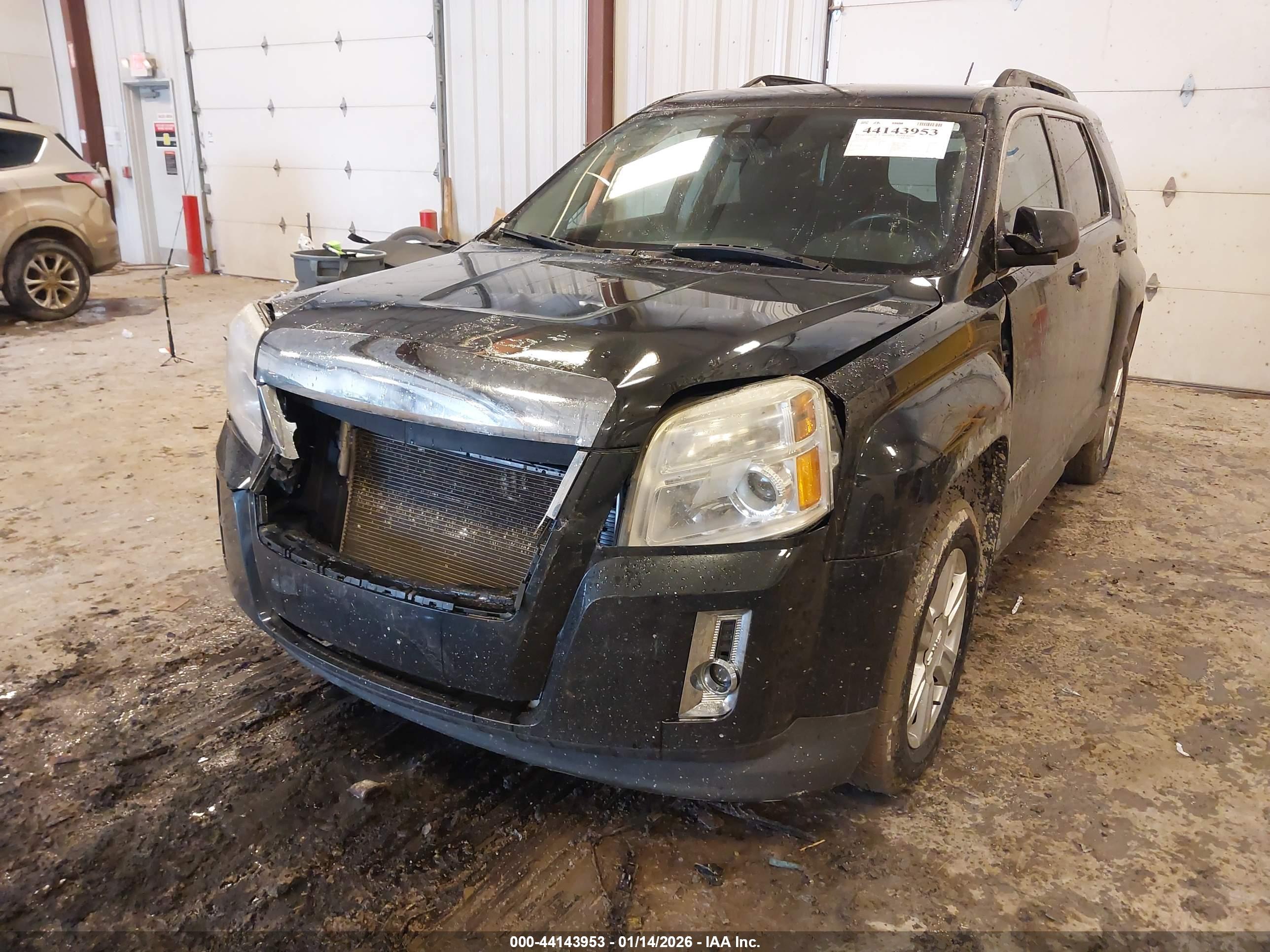 GMC TERRAIN image 6
