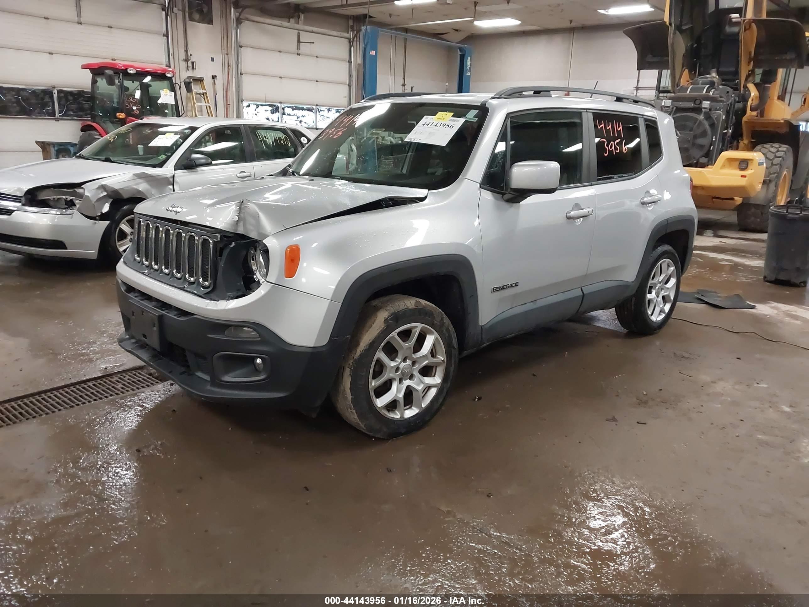 JEEP RENEGADE image 2