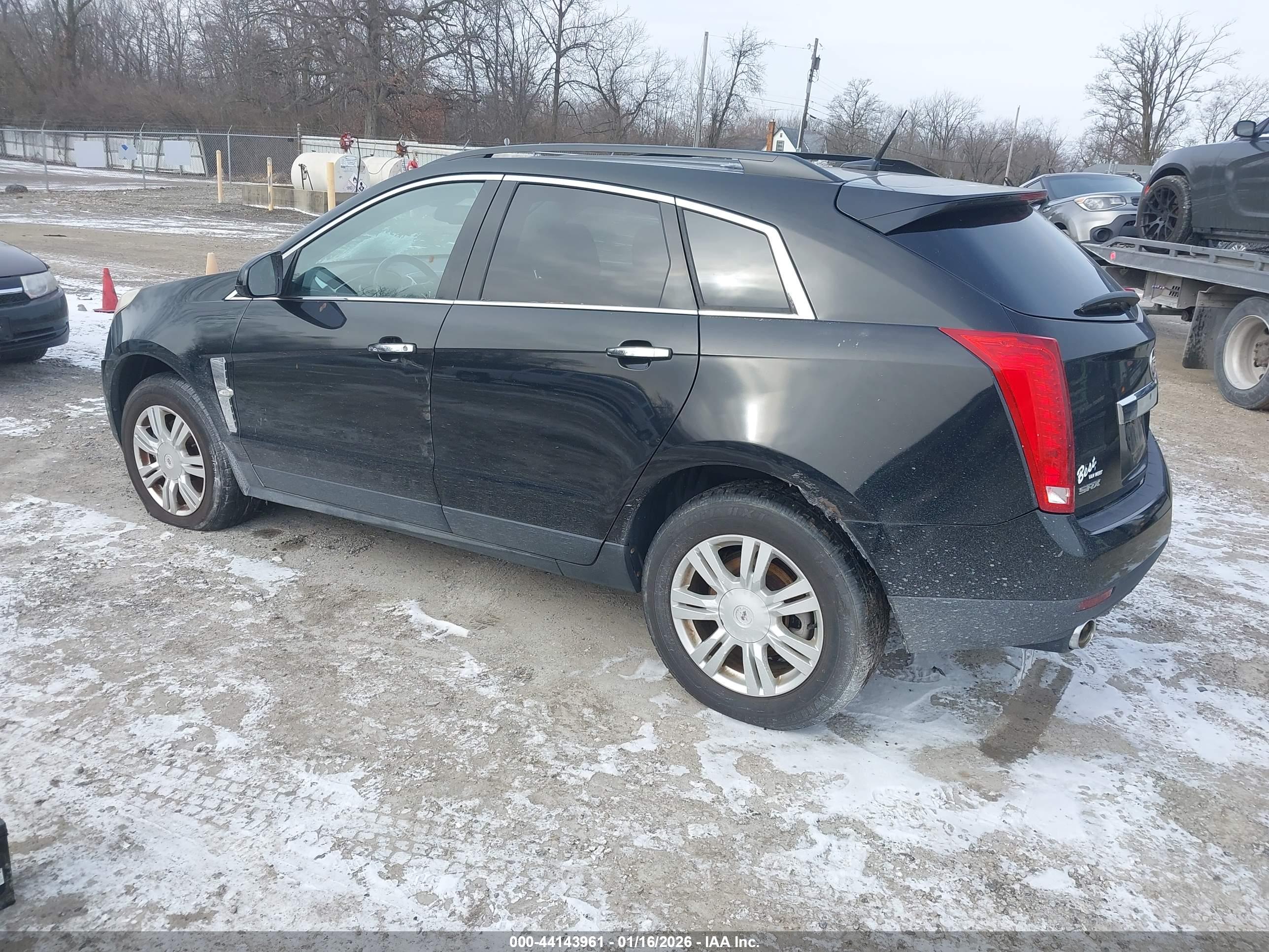 CADILLAC SRX image 3
