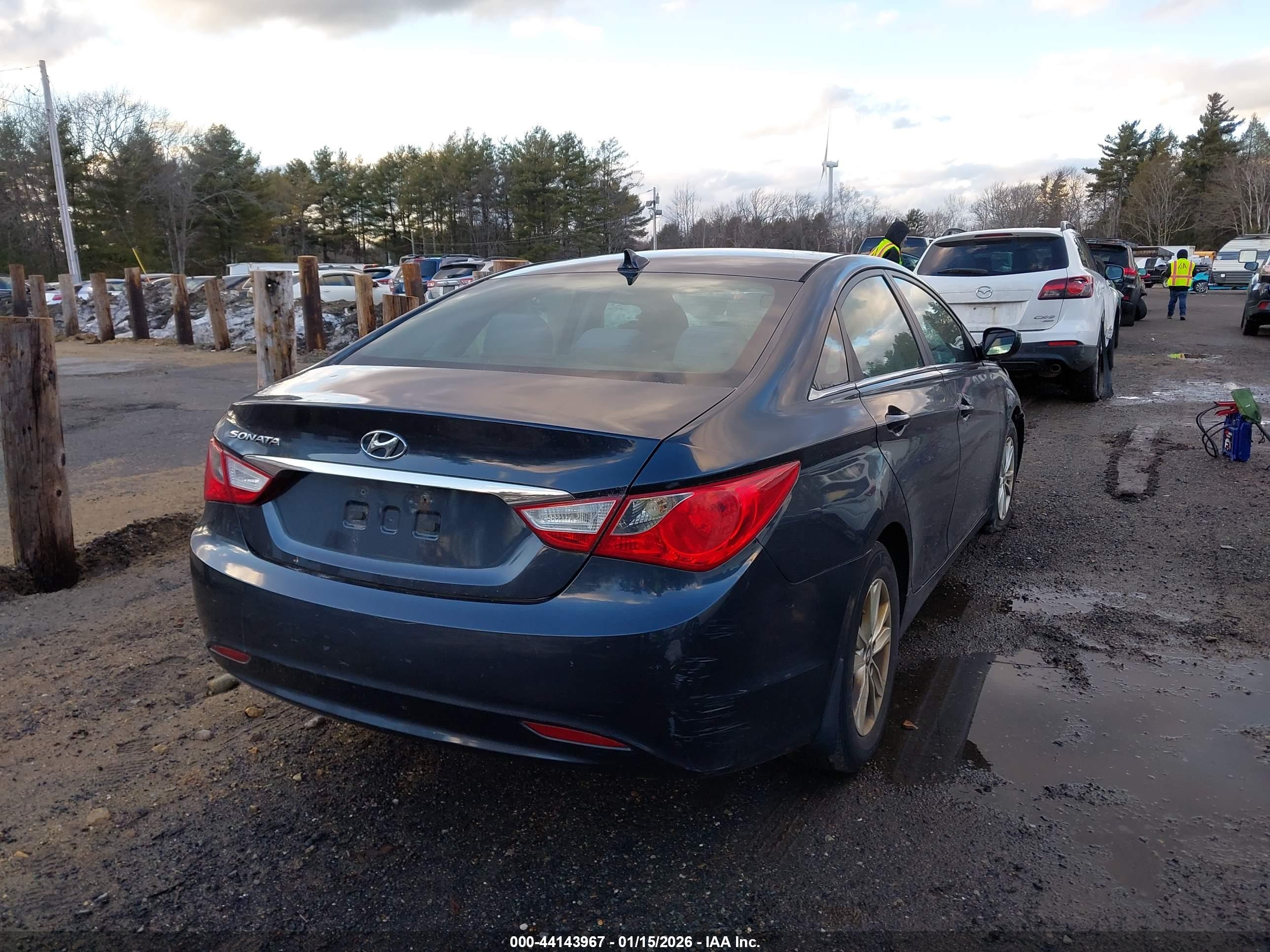 HYUNDAI SONATA image 4