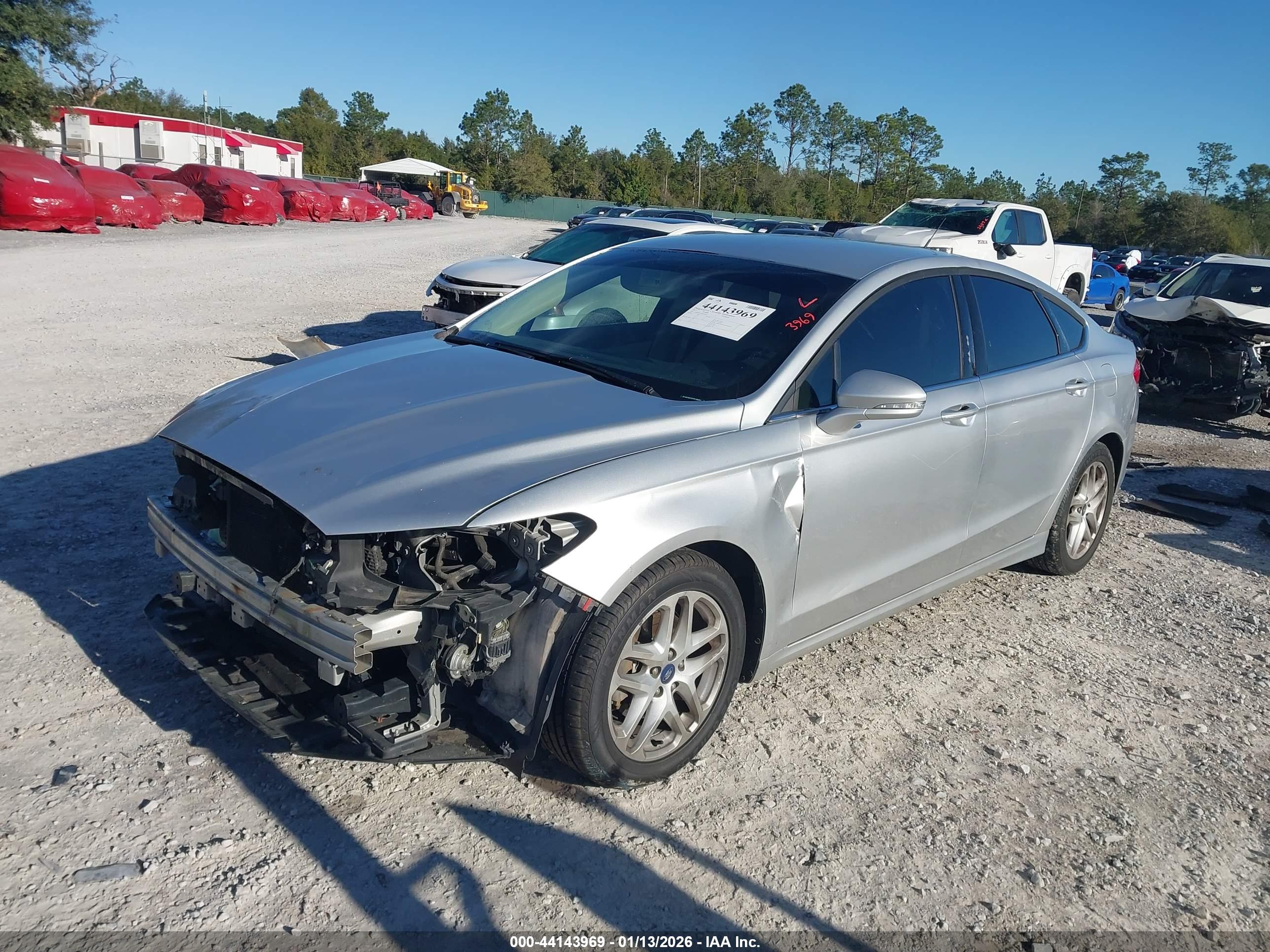 FORD FUSION image 2