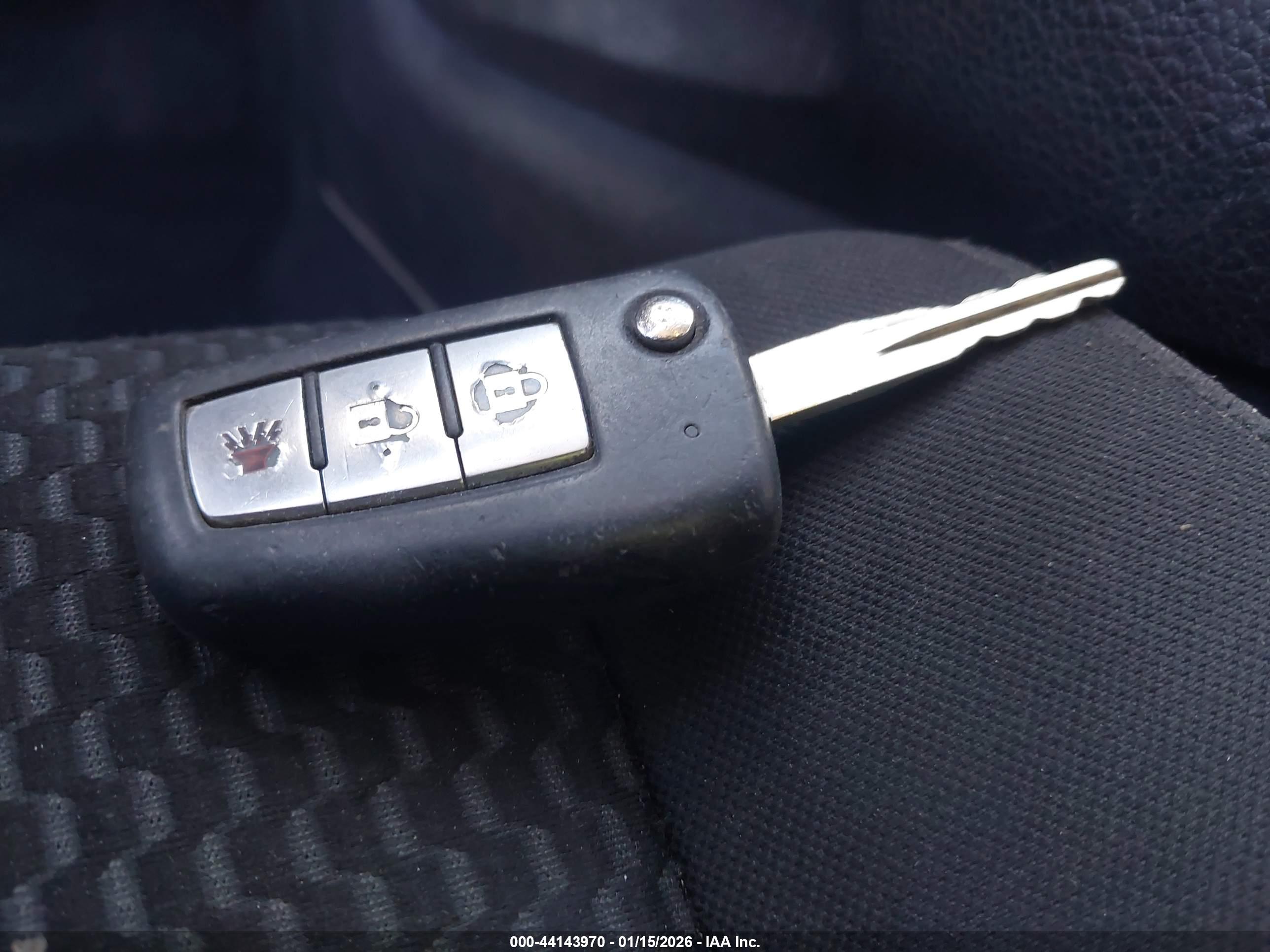 NISSAN ROGUE image 11