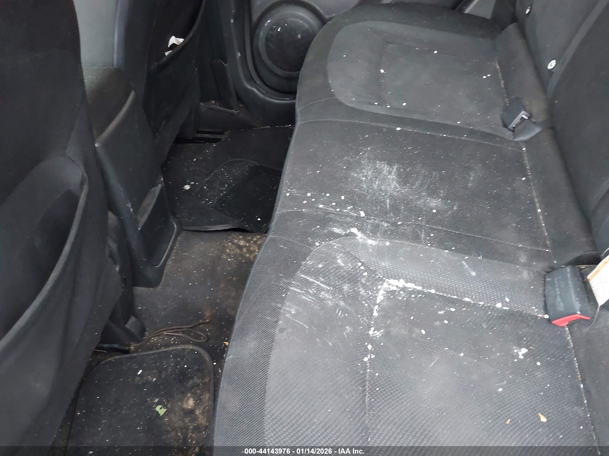 NISSAN ROGUE image 8