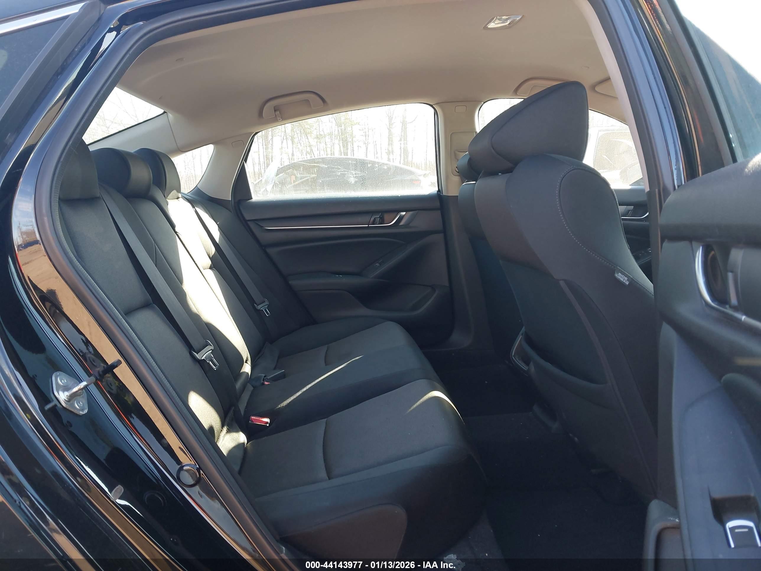 HONDA ACCORD image 8