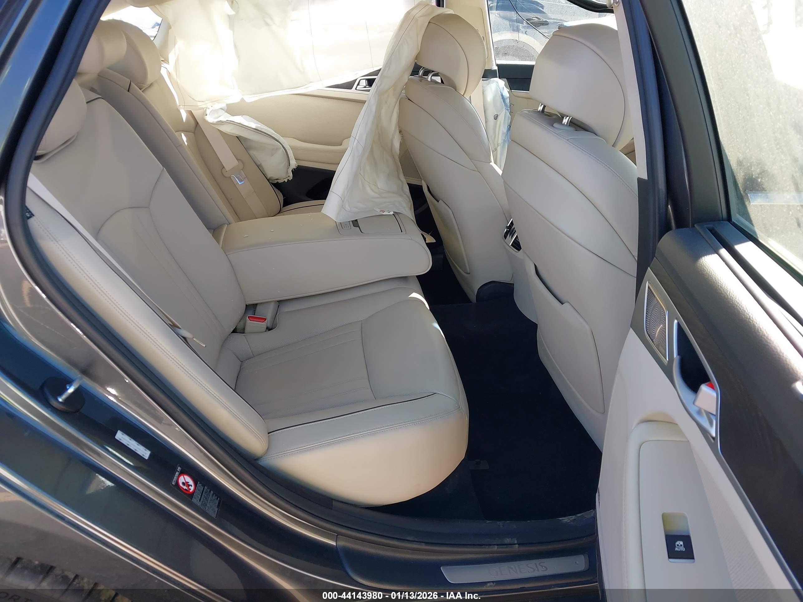 GENESIS G80 image 8