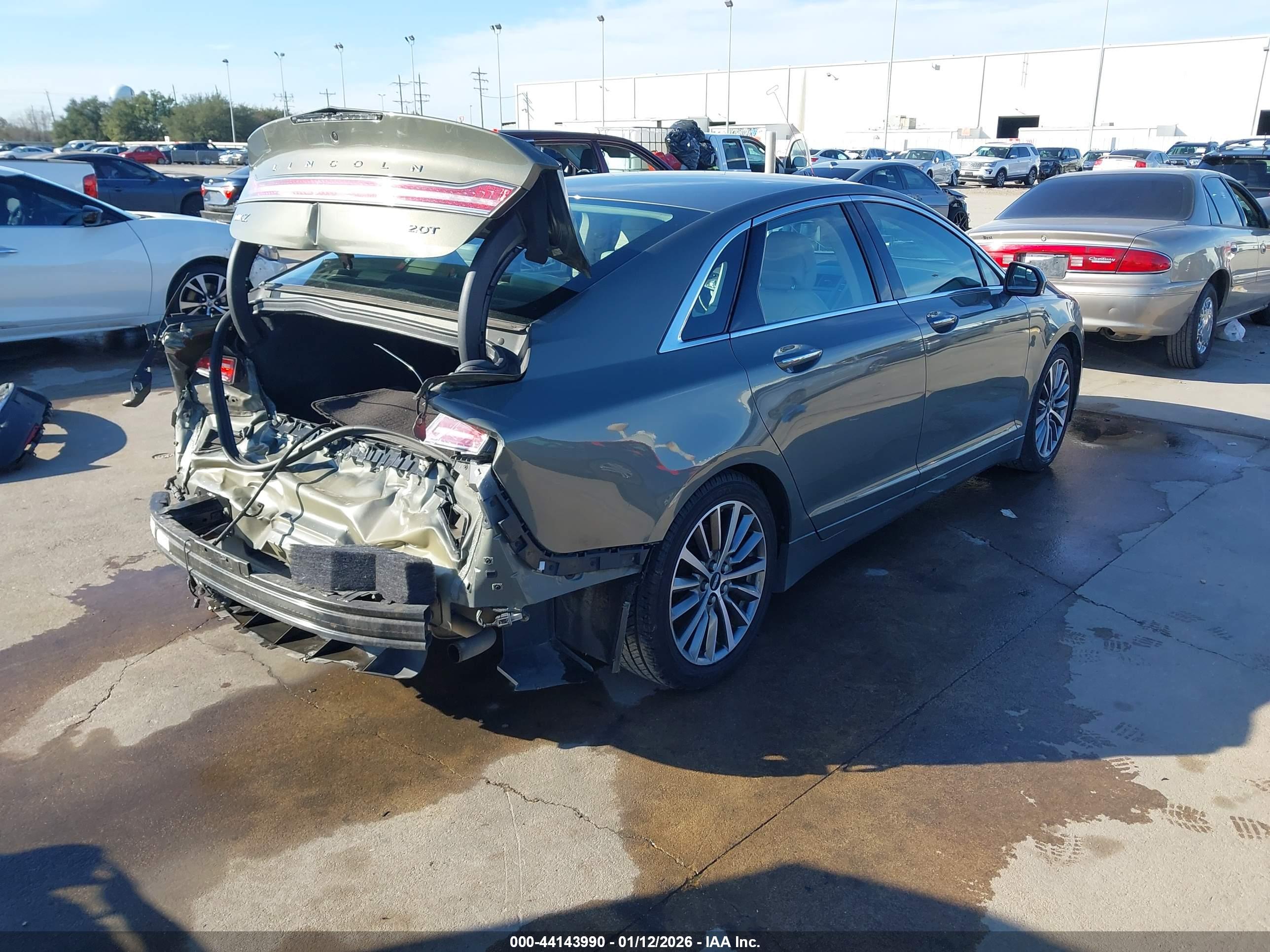 LINCOLN MKZ image 4