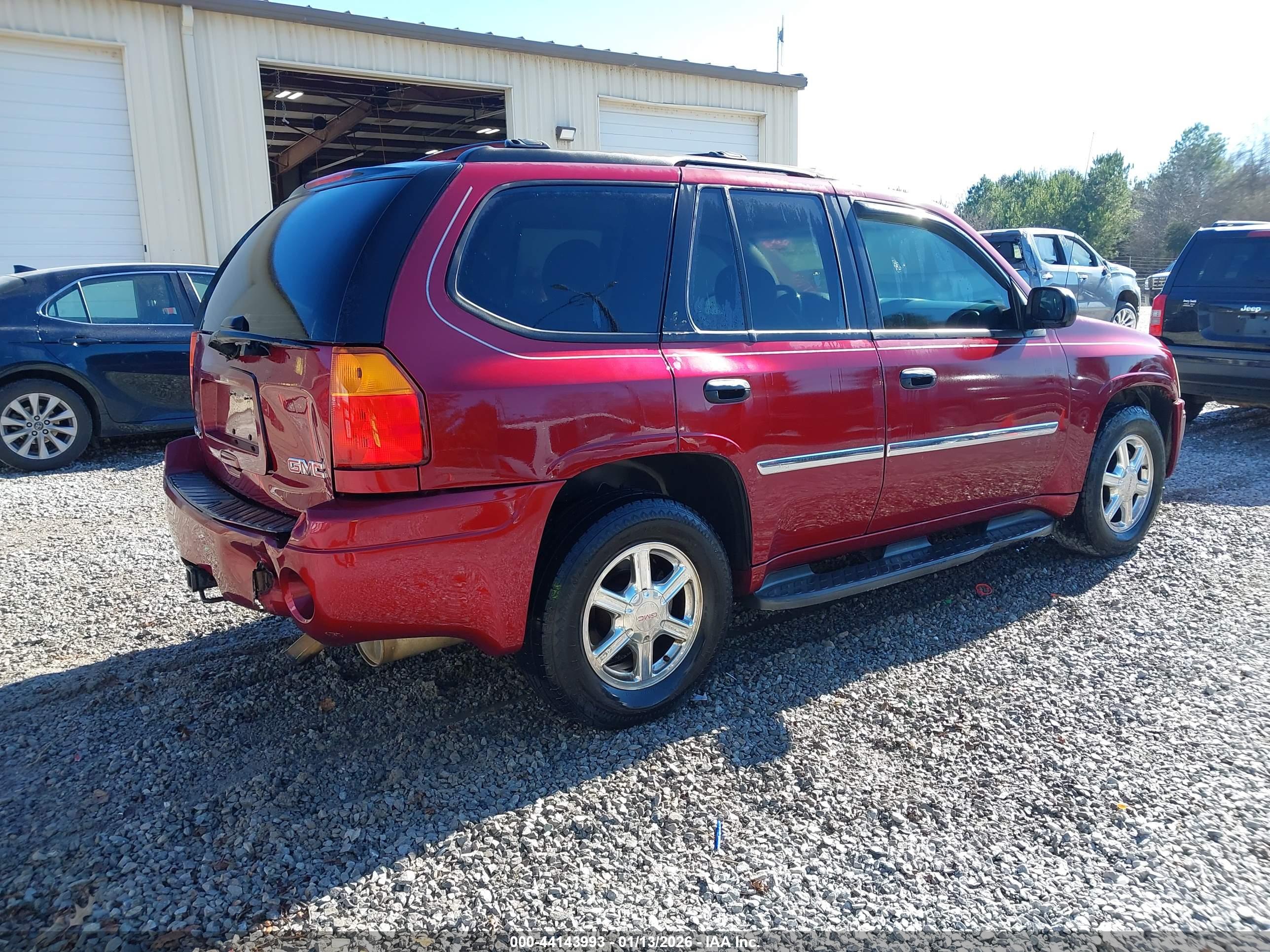 GMC ENVOY image 4