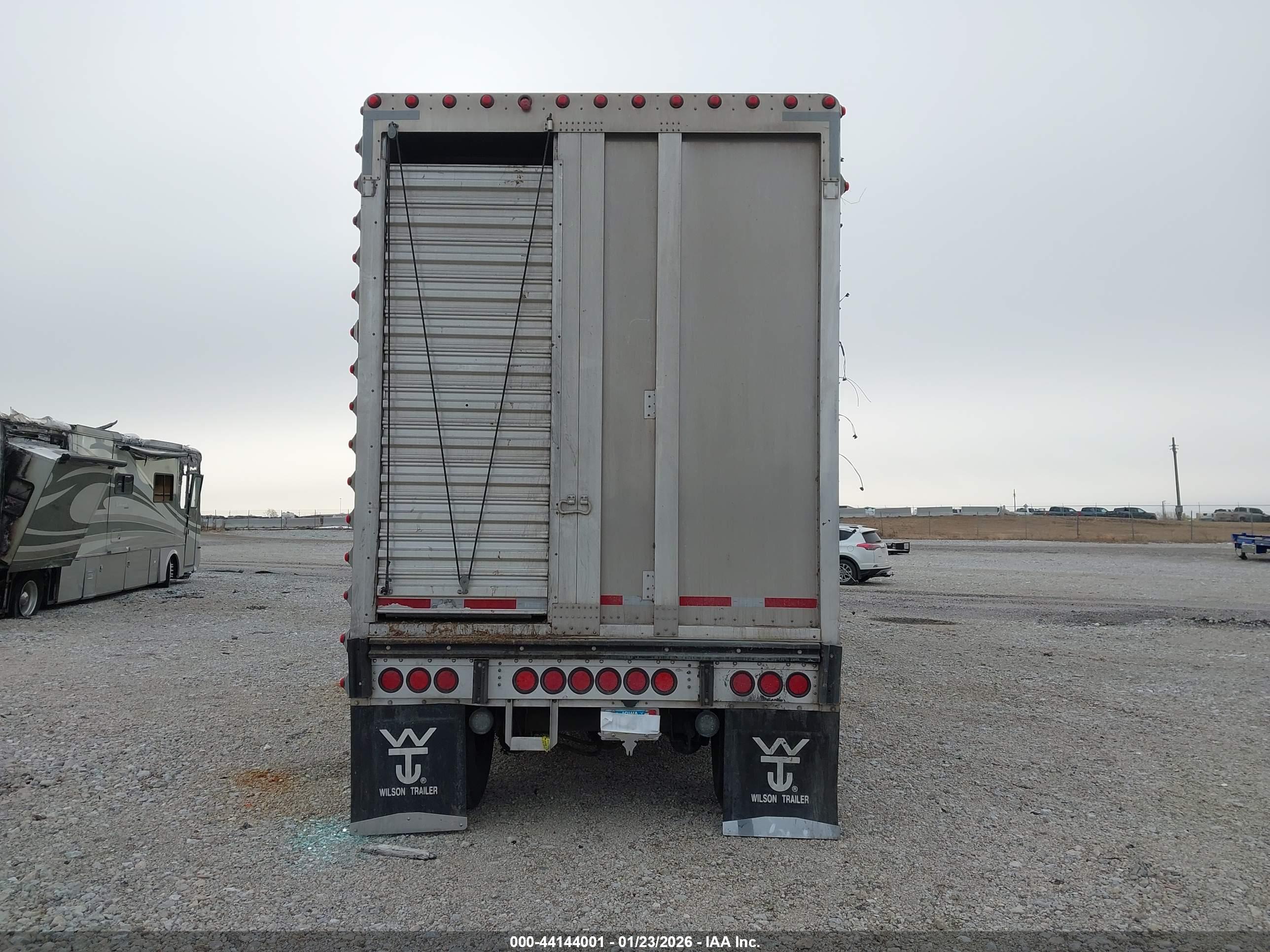 WILSON TRAILER image 7