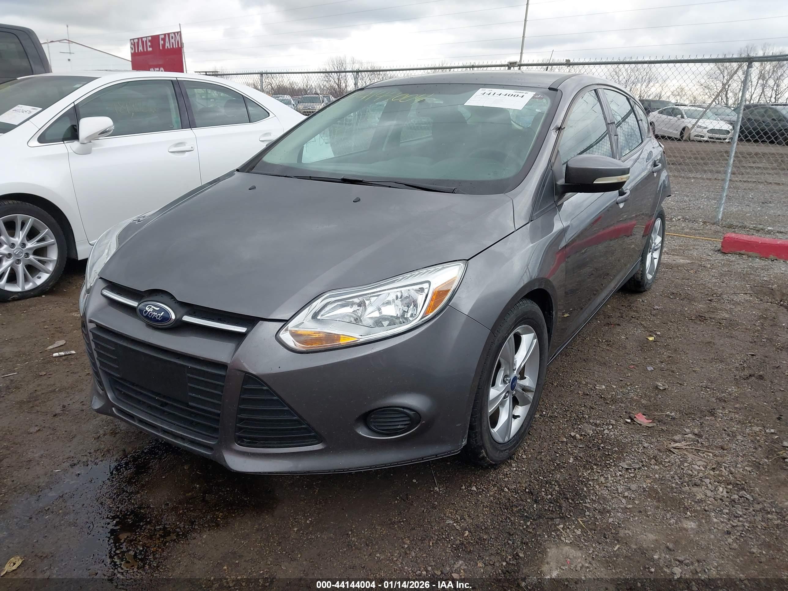 FORD FOCUS image 2