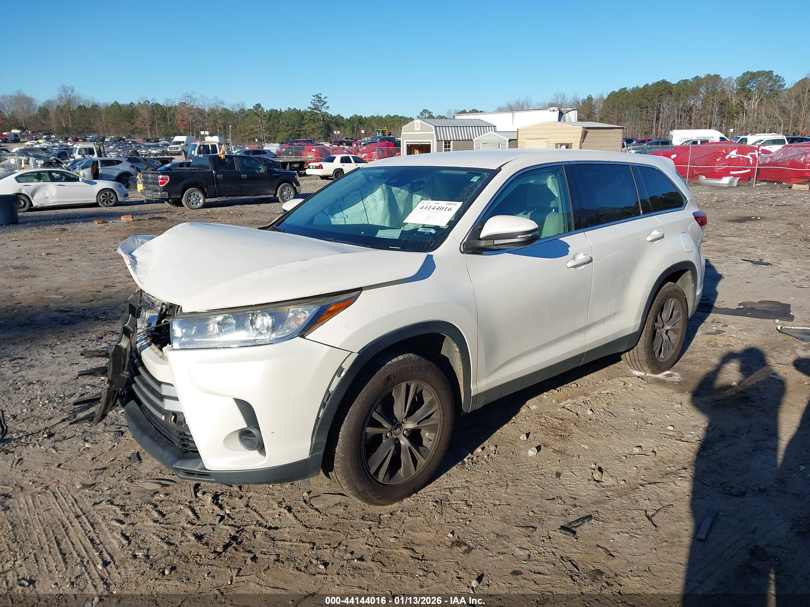 TOYOTA HIGHLANDER image 2