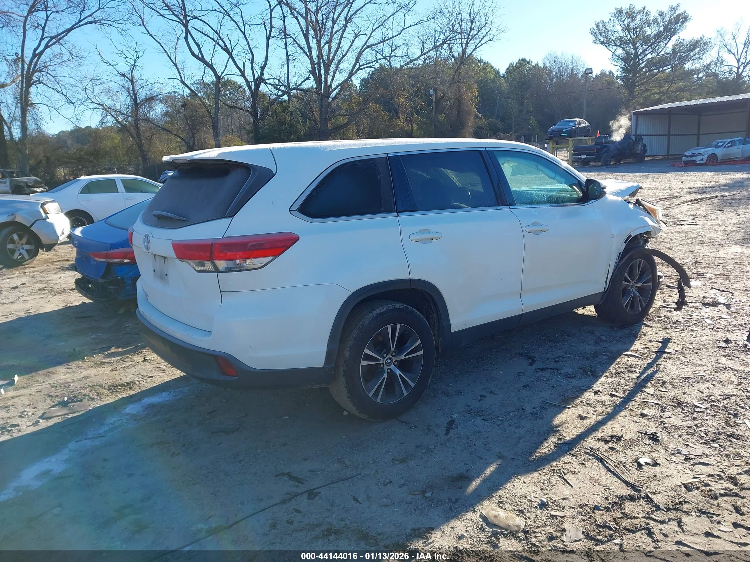 TOYOTA HIGHLANDER image 4