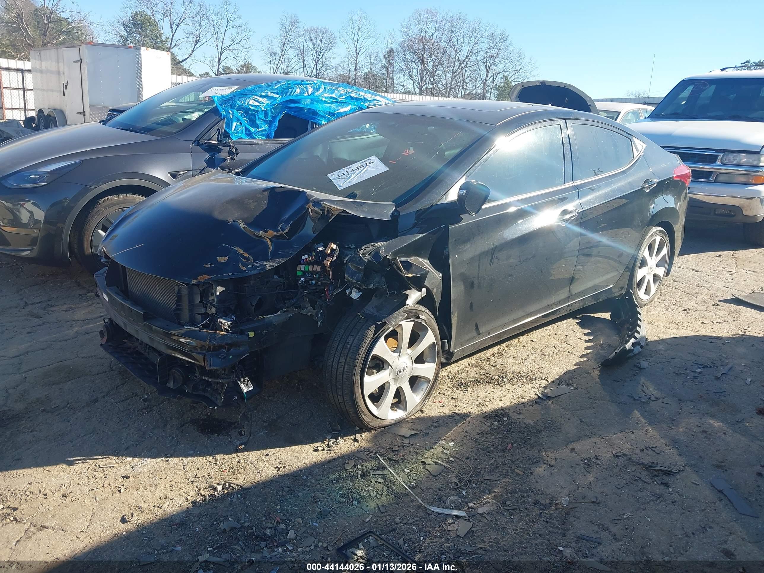 HYUNDAI ELANTRA image 2