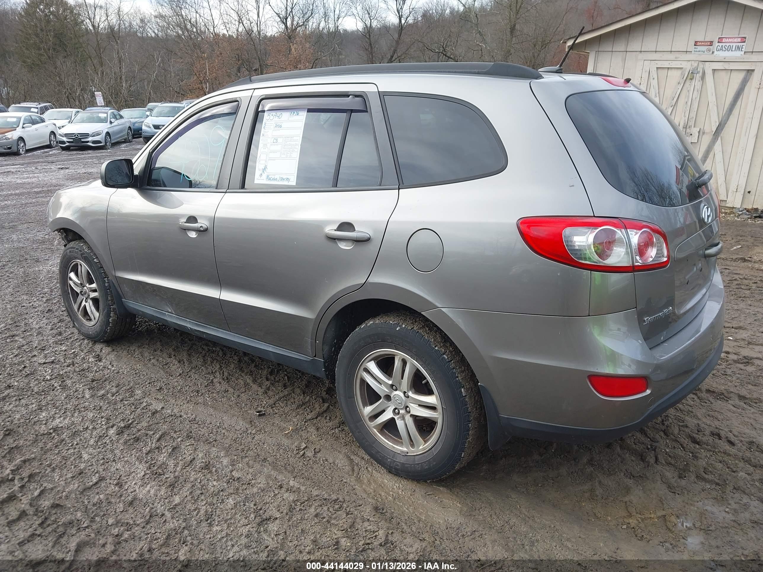 HYUNDAI SANTA image 3