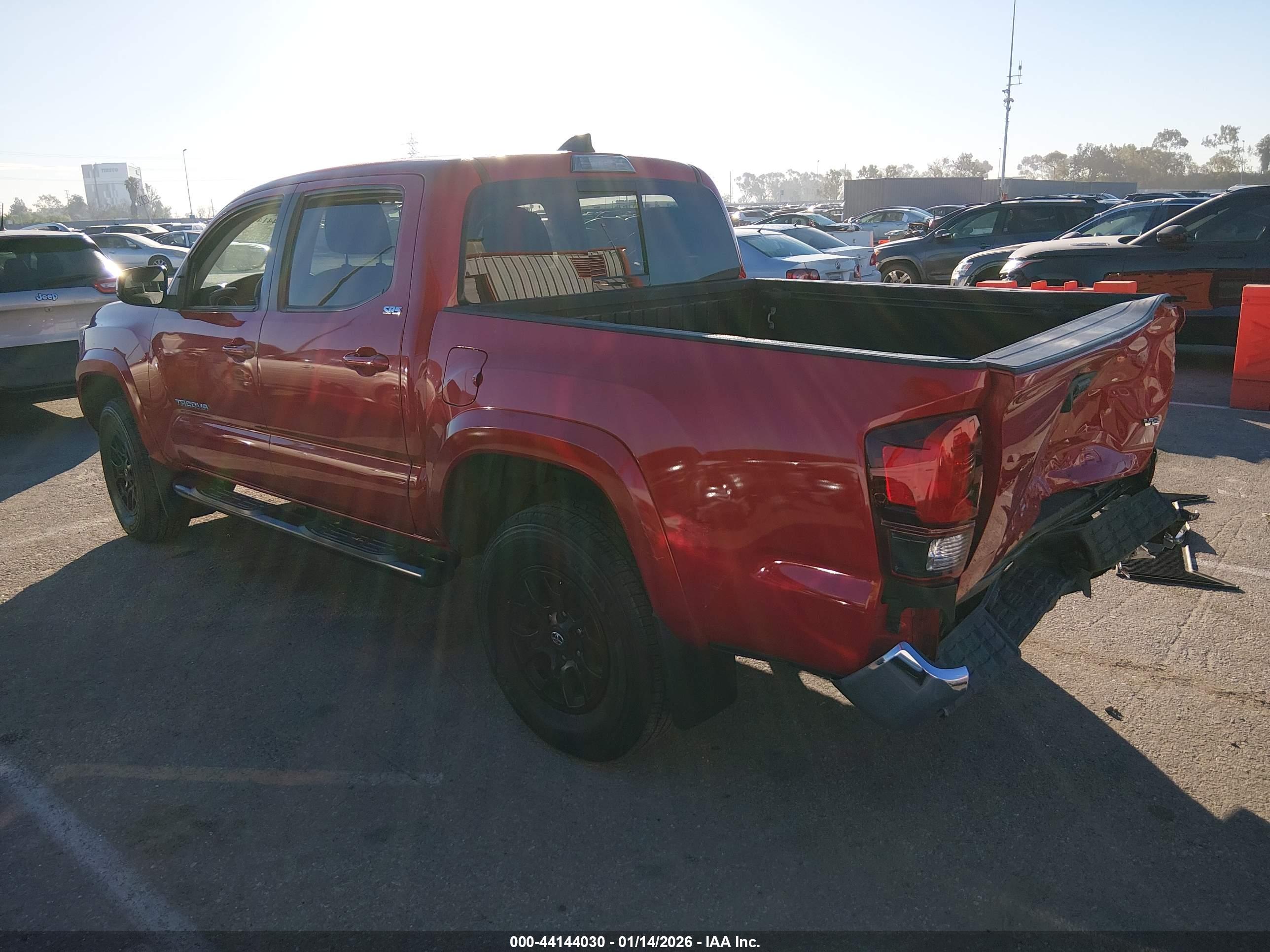 TOYOTA TACOMA image 3
