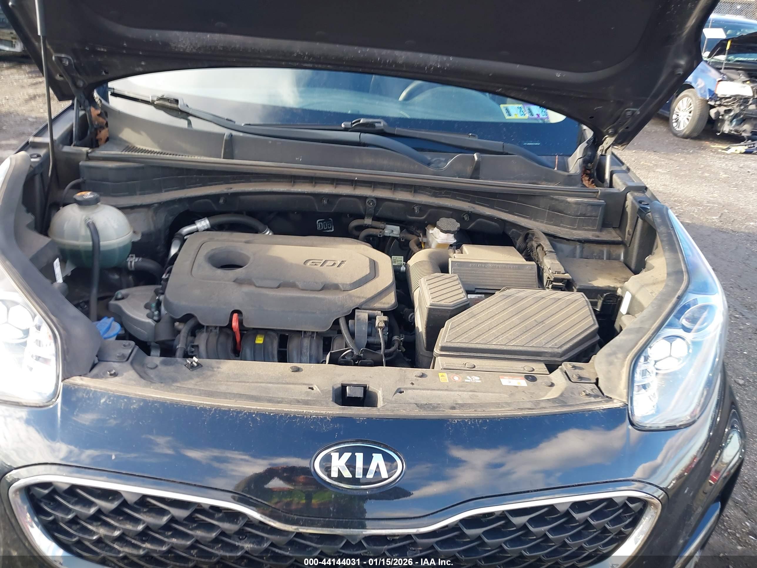 KIA SPORTAGE image 10