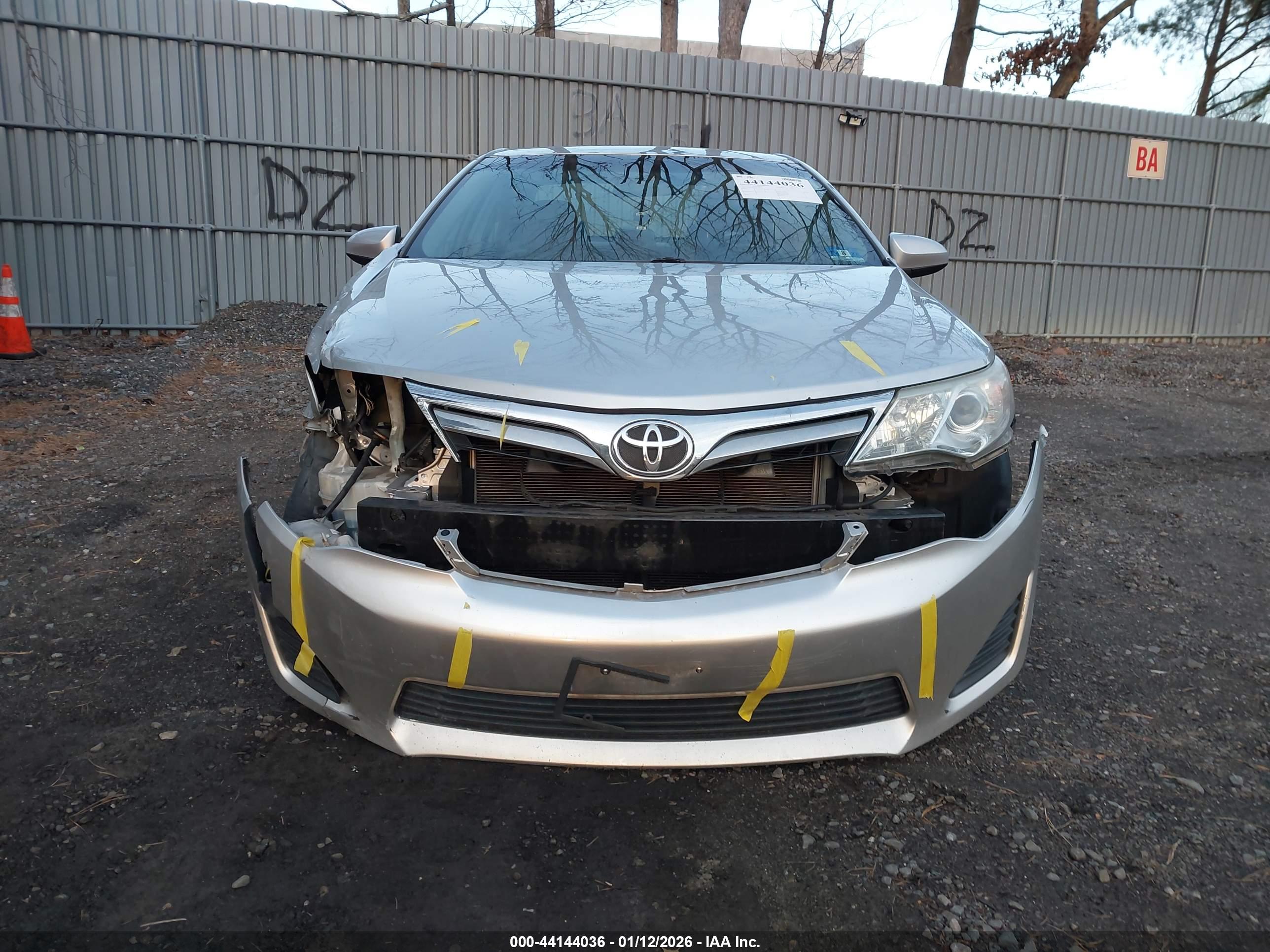 TOYOTA CAMRY image 6