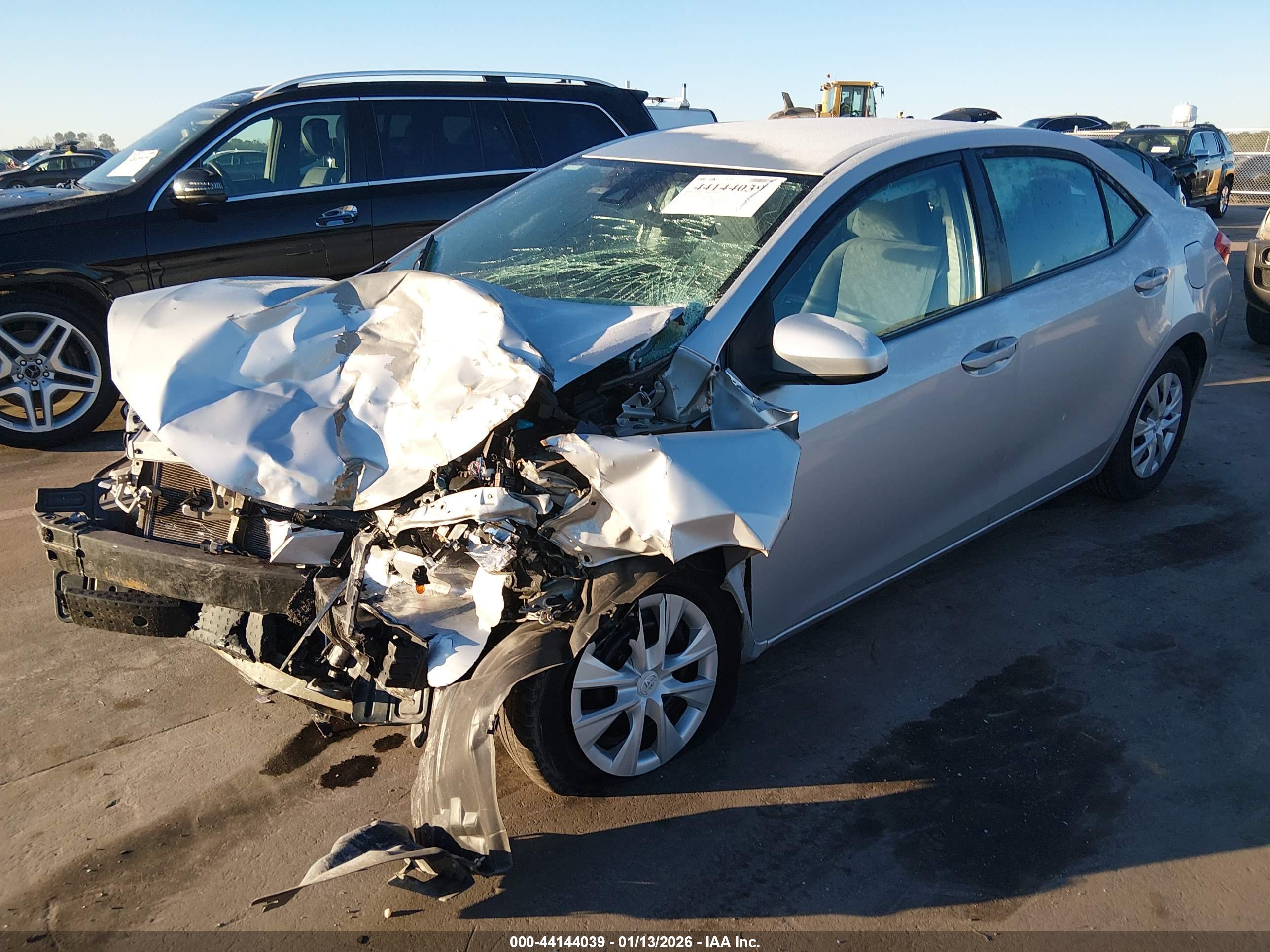TOYOTA COROLLA image 2