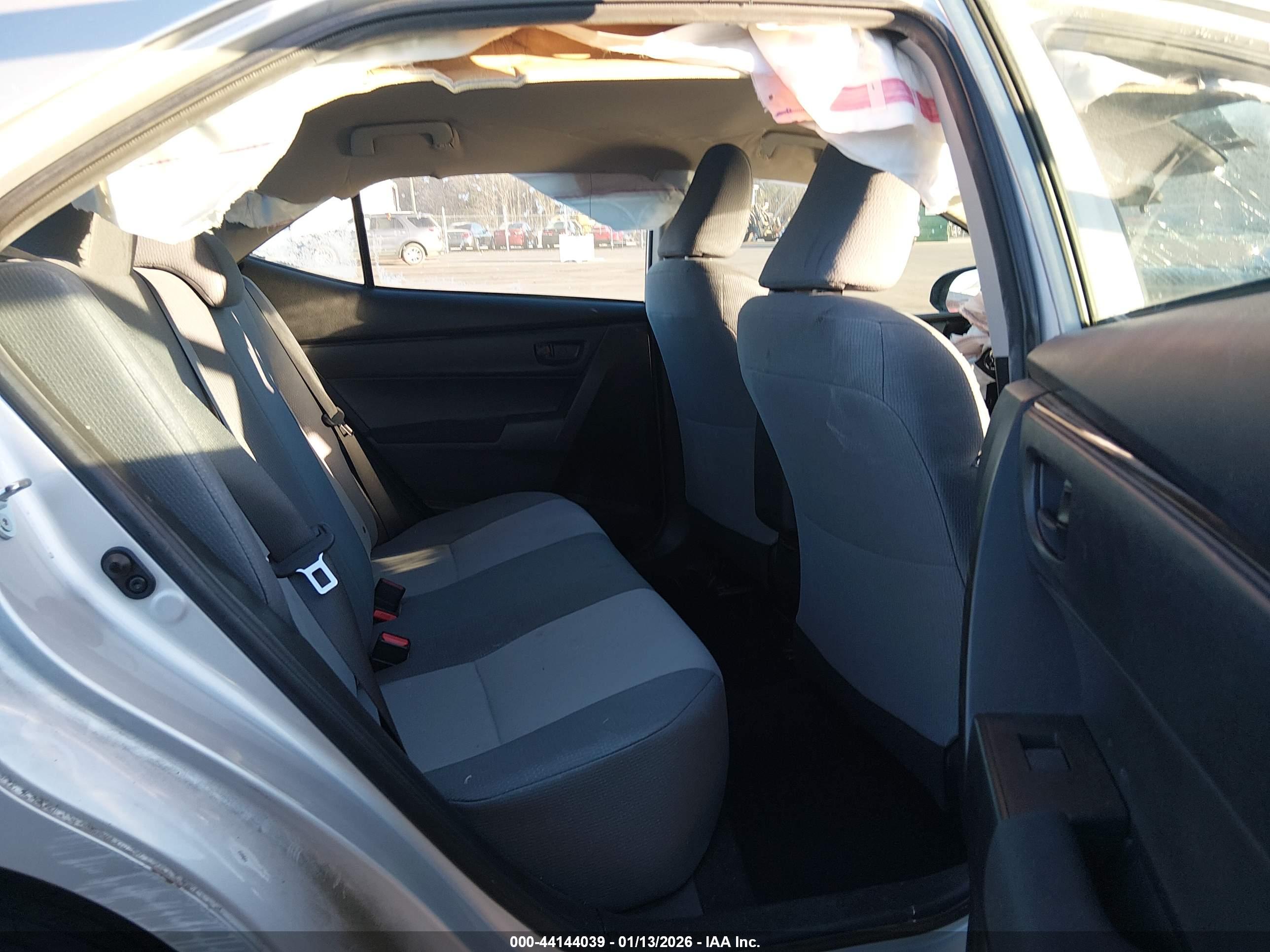 TOYOTA COROLLA image 8