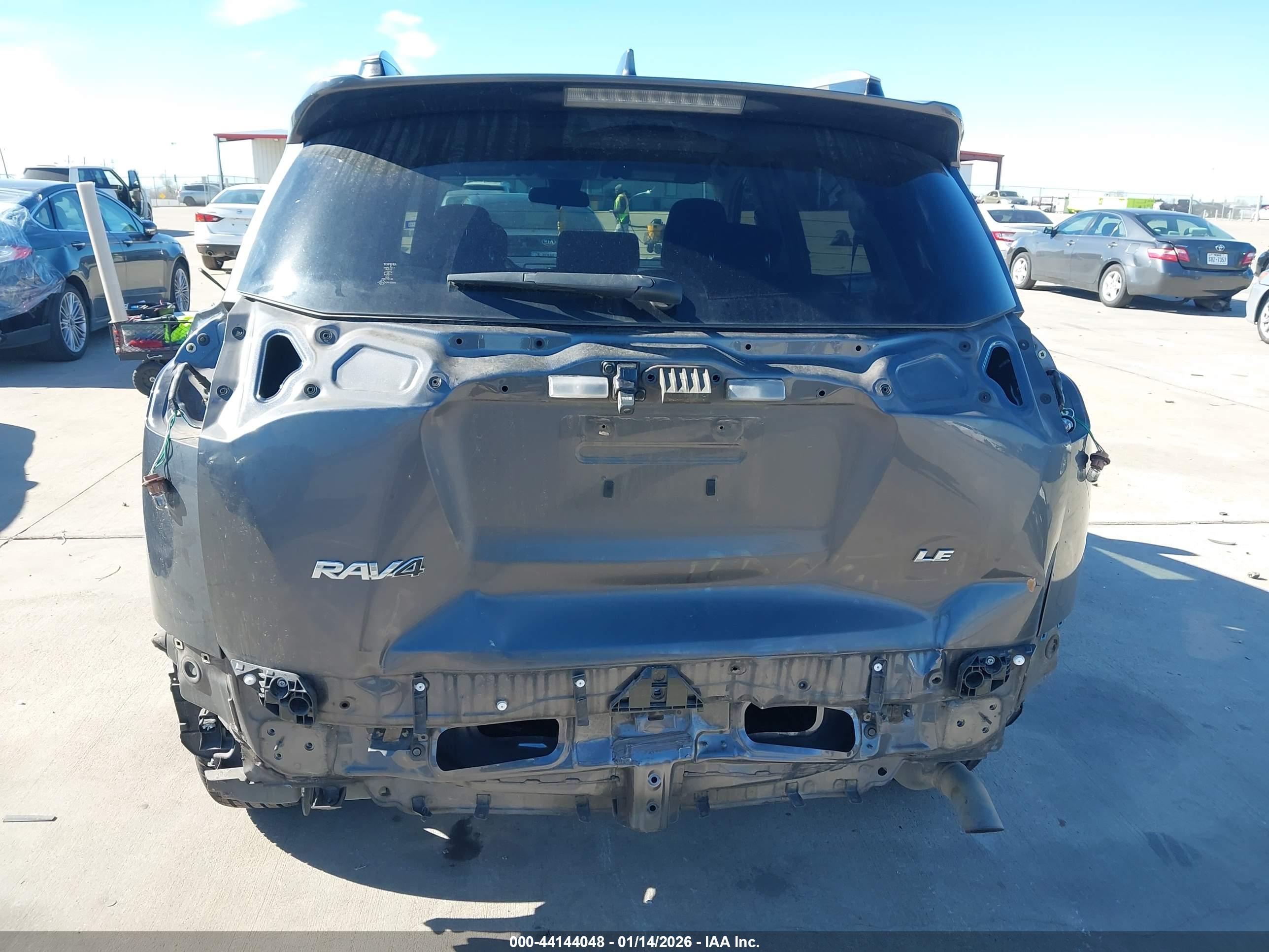 TOYOTA RAV4 image 6