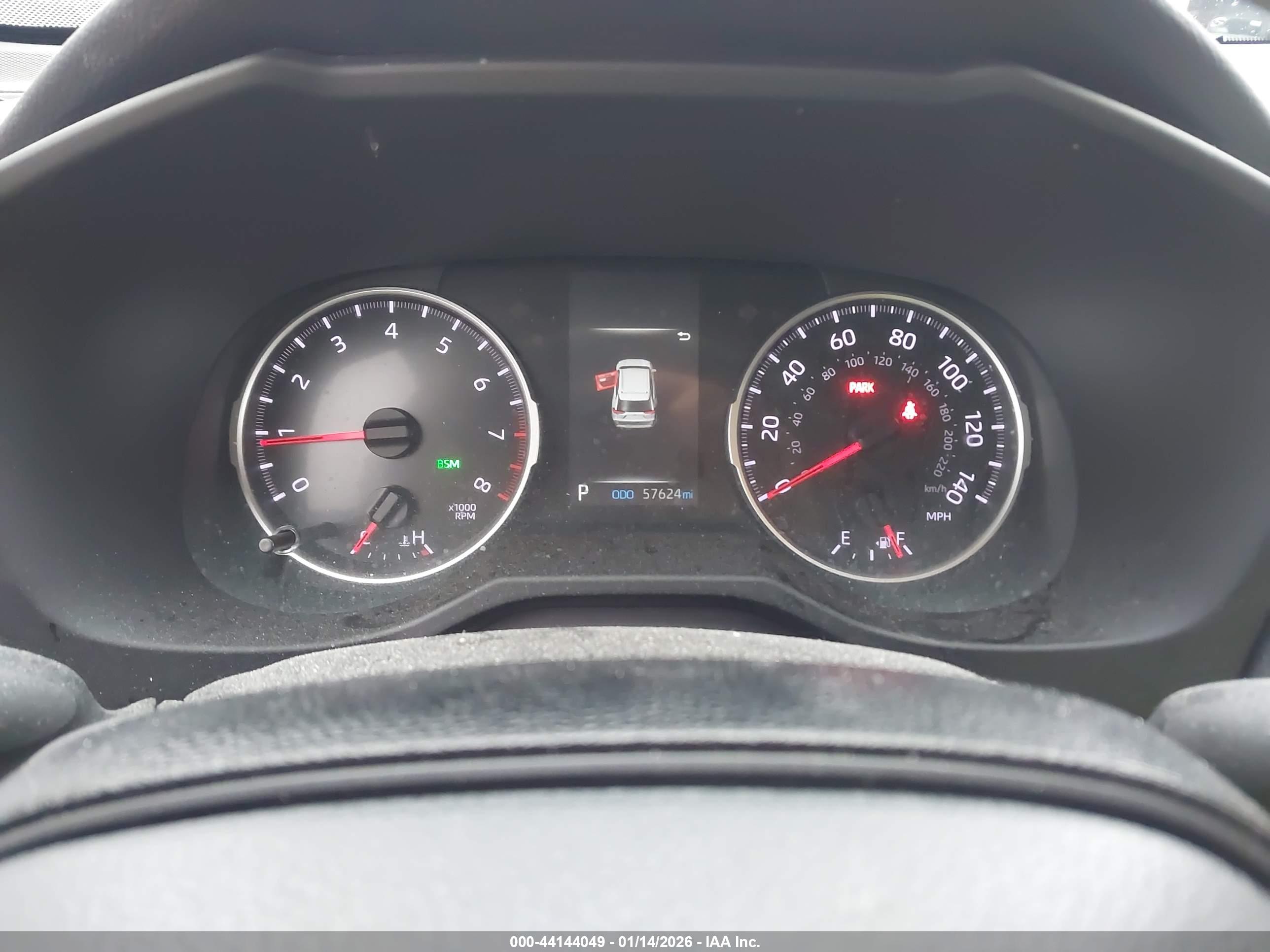 TOYOTA RAV4 image 7