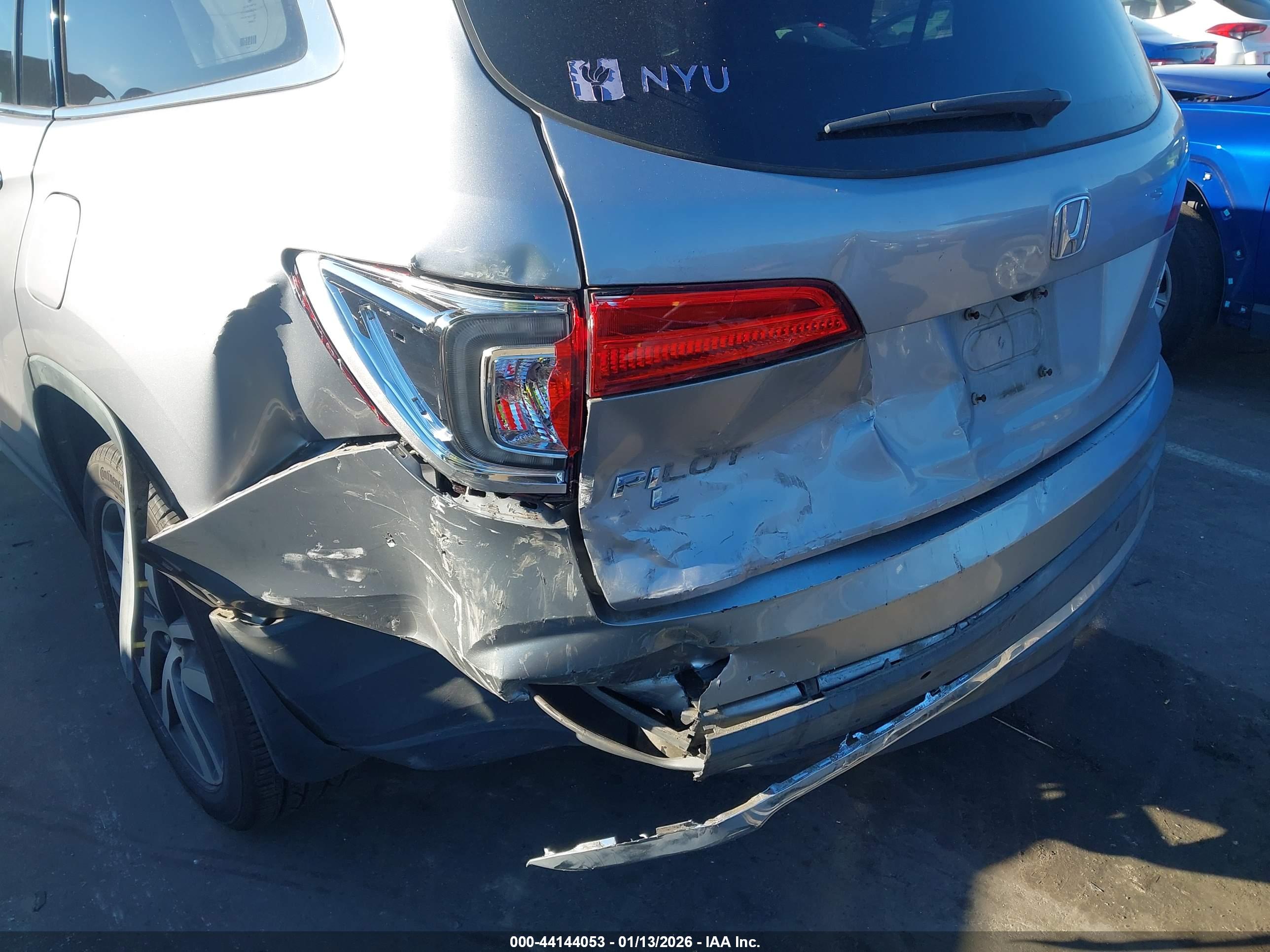 HONDA PILOT image 6