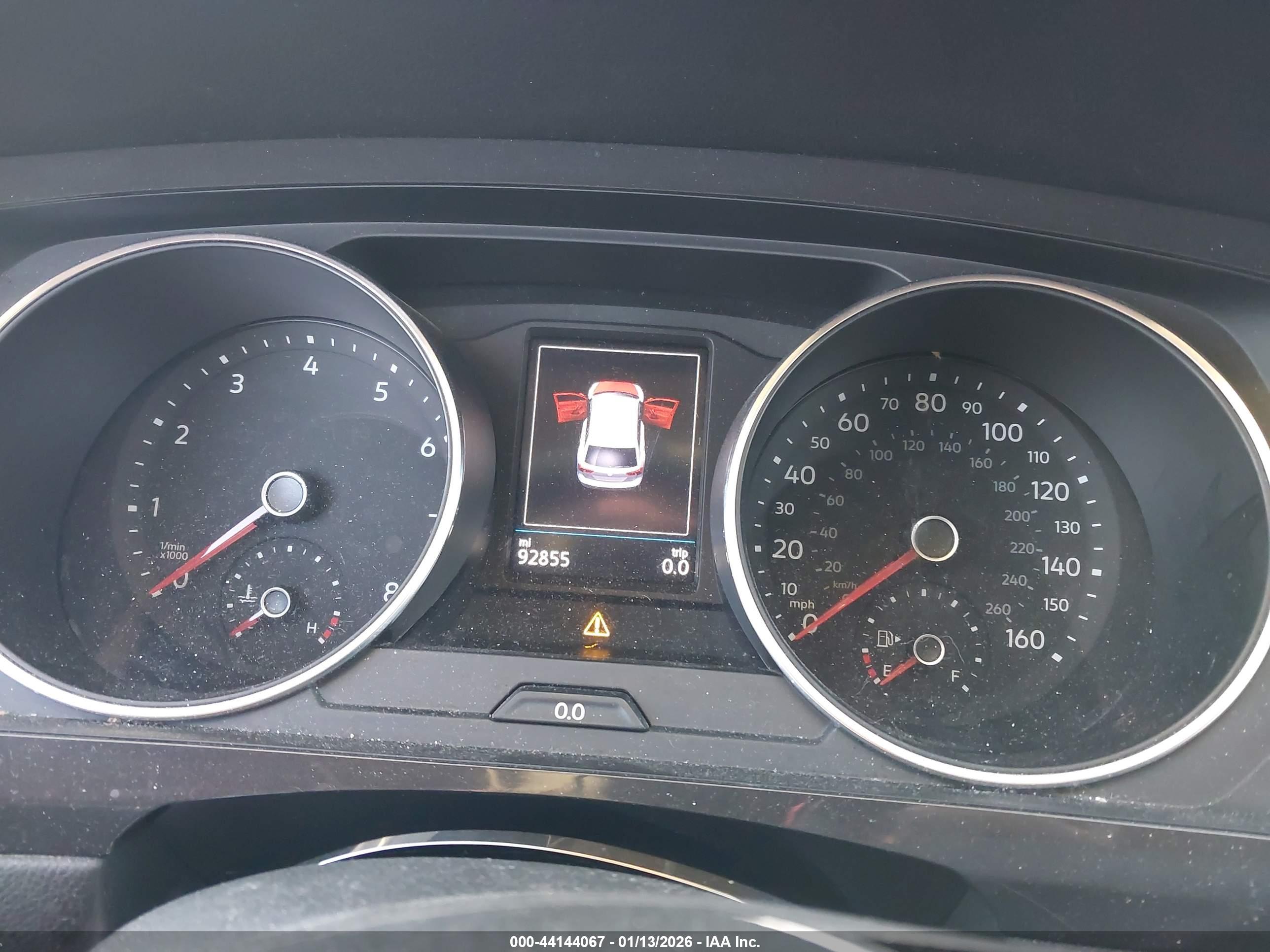 VOLKSWAGEN TIGUAN image 7