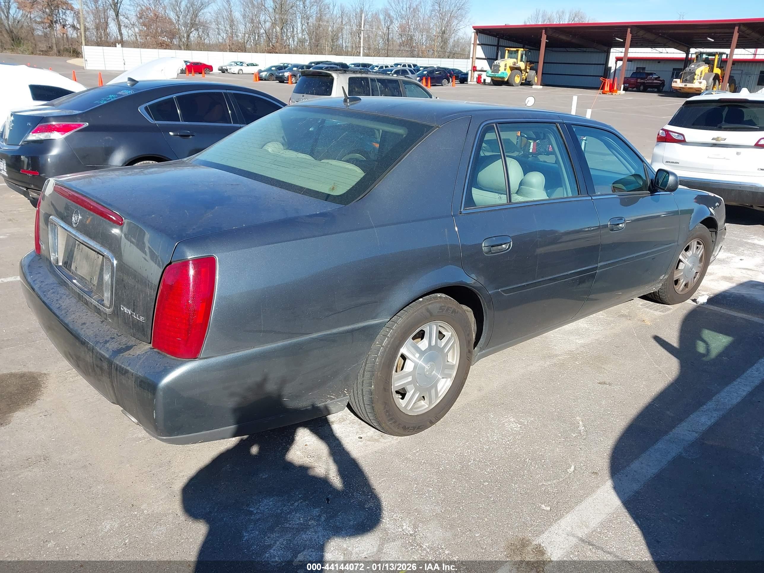 CADILLAC DEVILLE image 4
